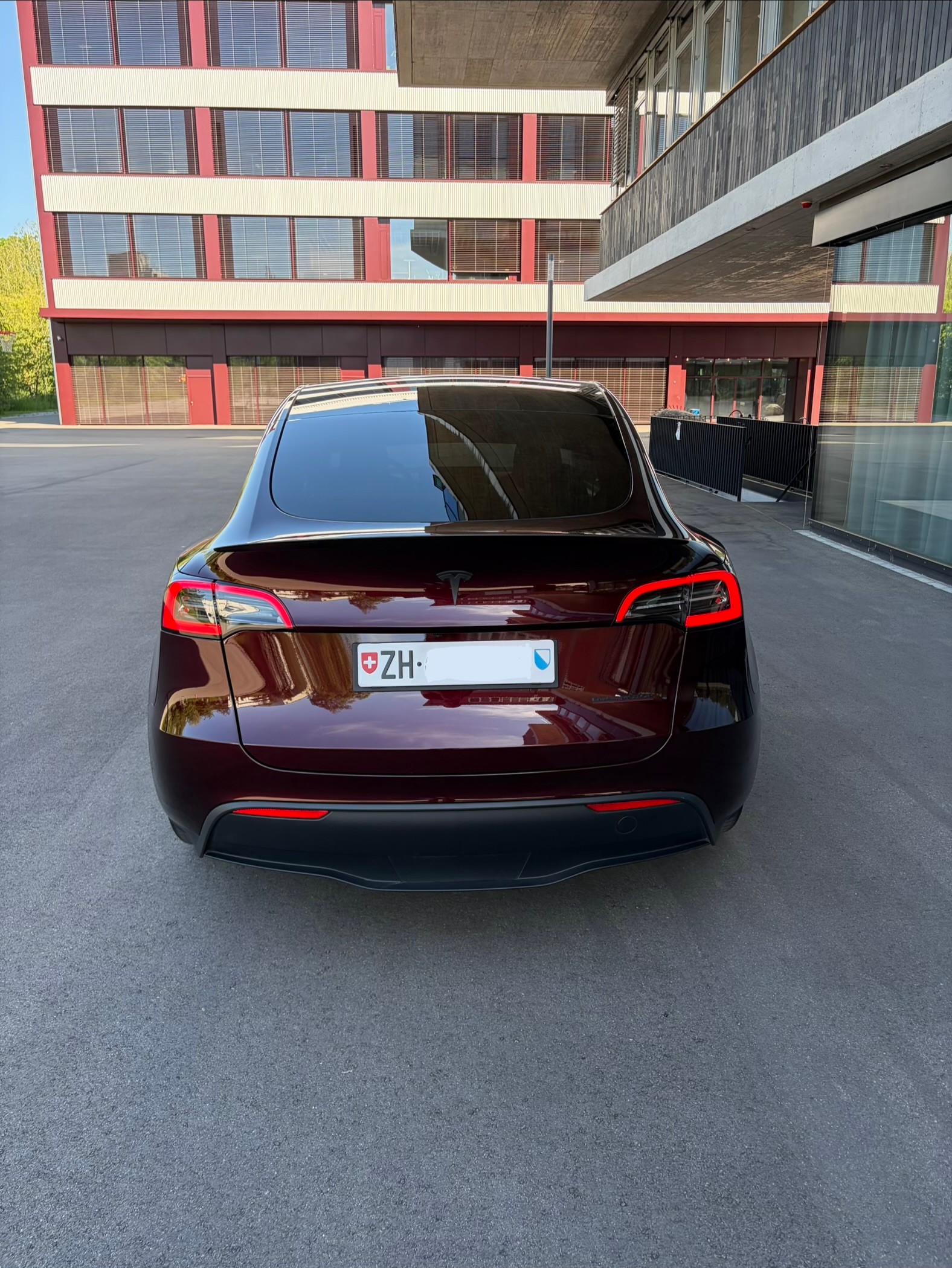 TESLA Performance D-image-4