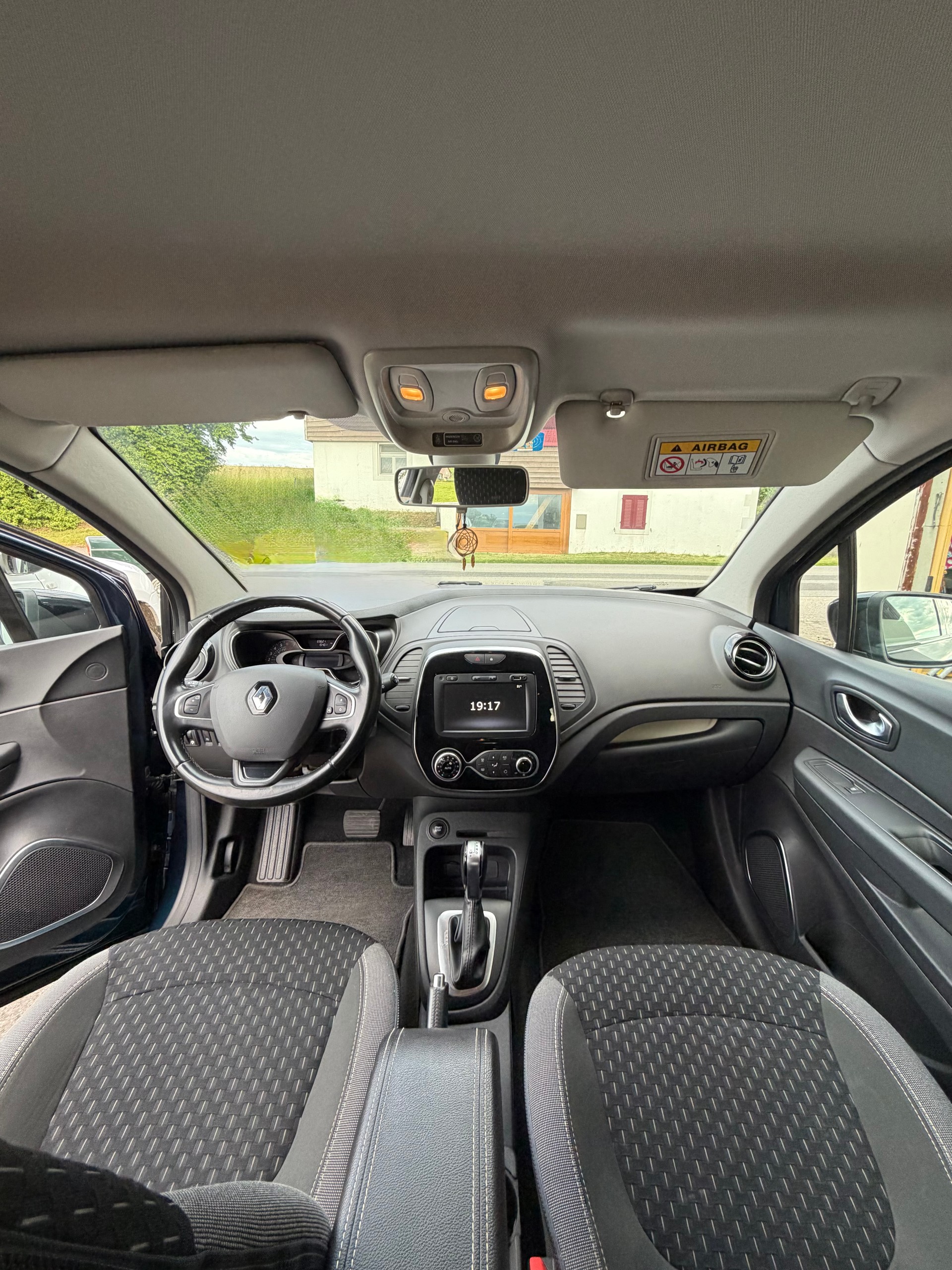 RENAULT 1.3 TCe Intens EDC S/S PF-image-4