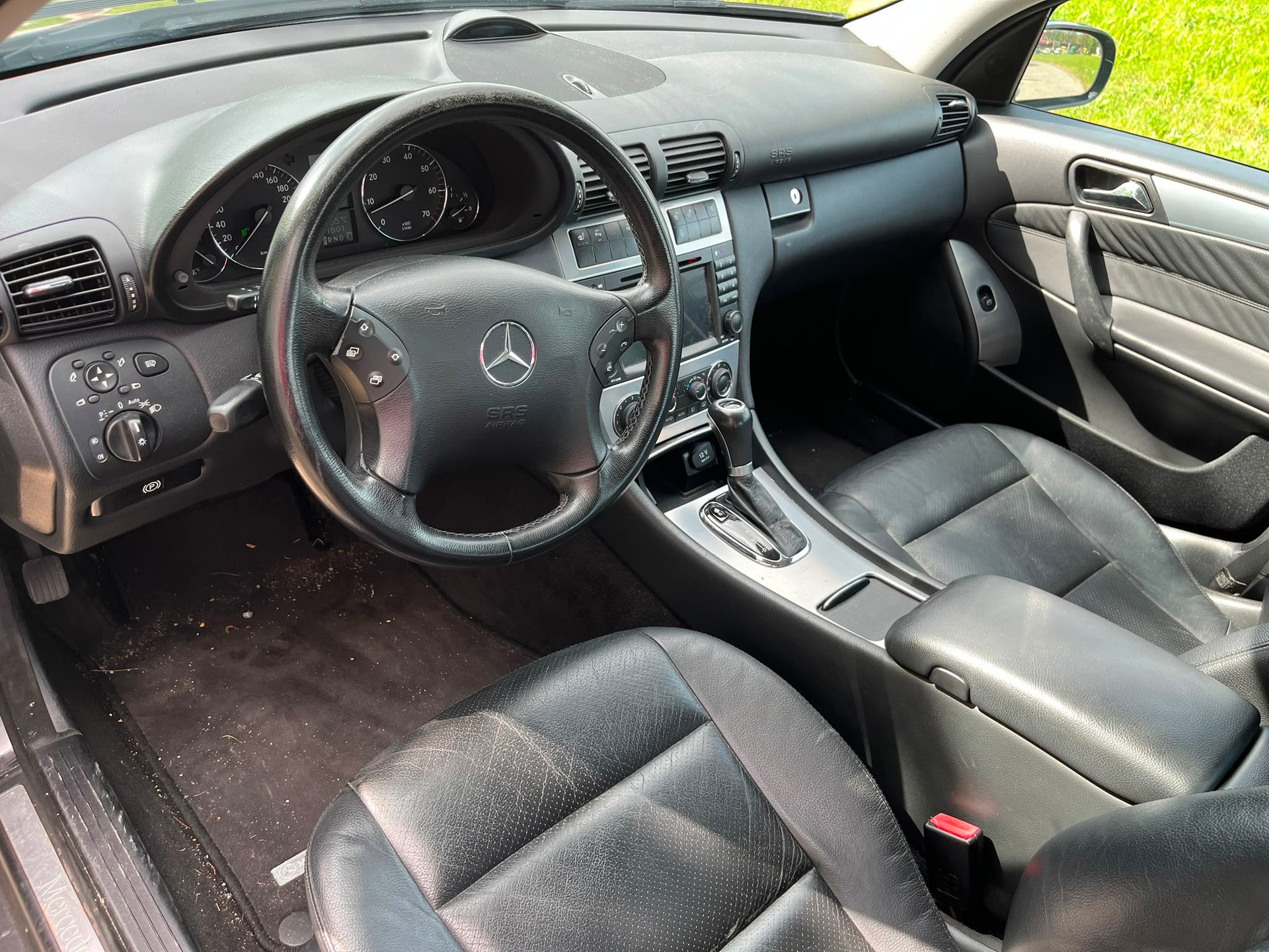 MERCEDES-BENZ C 280-image-9