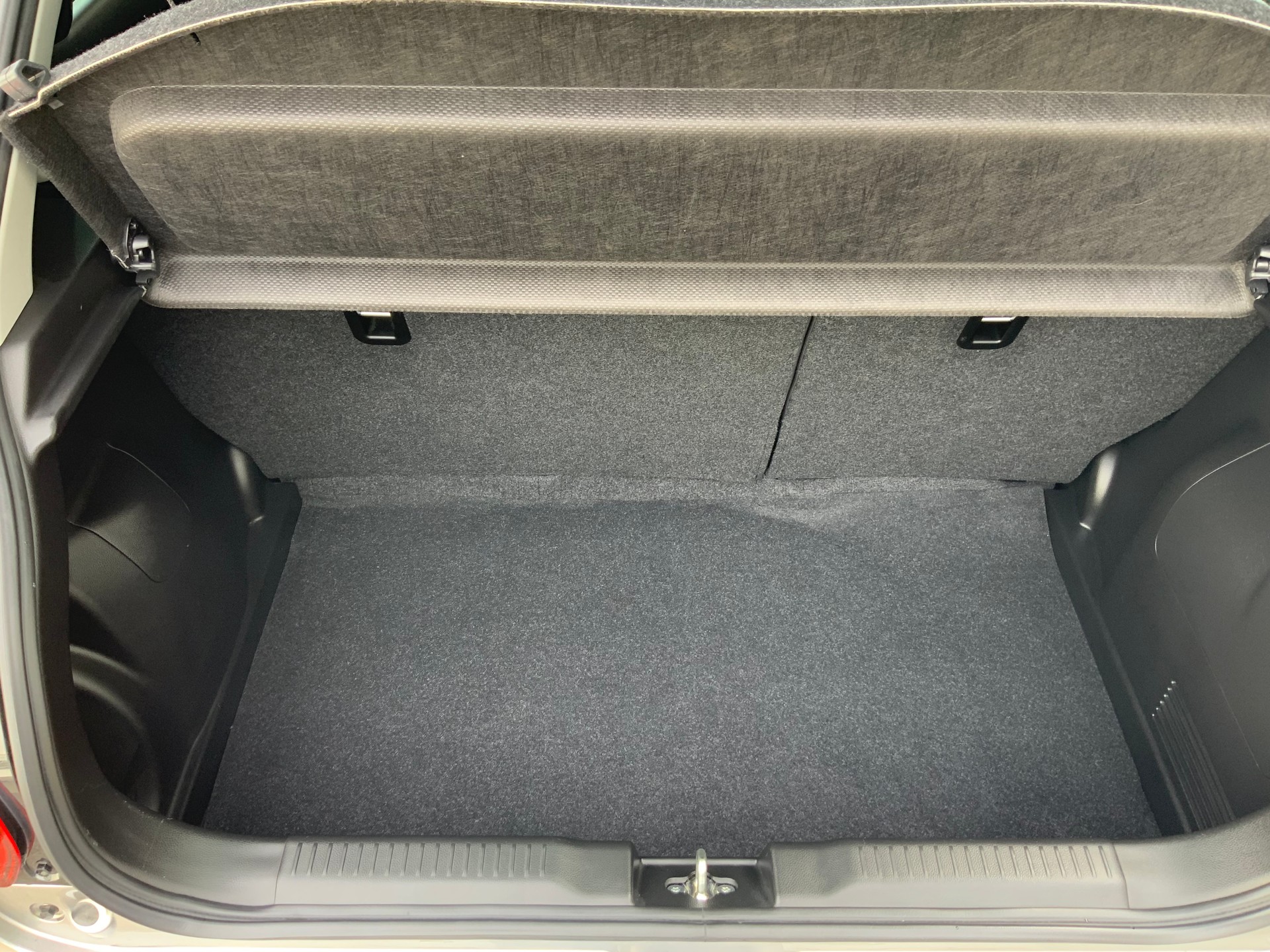 SUZUKI Swift 1.2 Compact Top 4x4 Hybrid-image-4