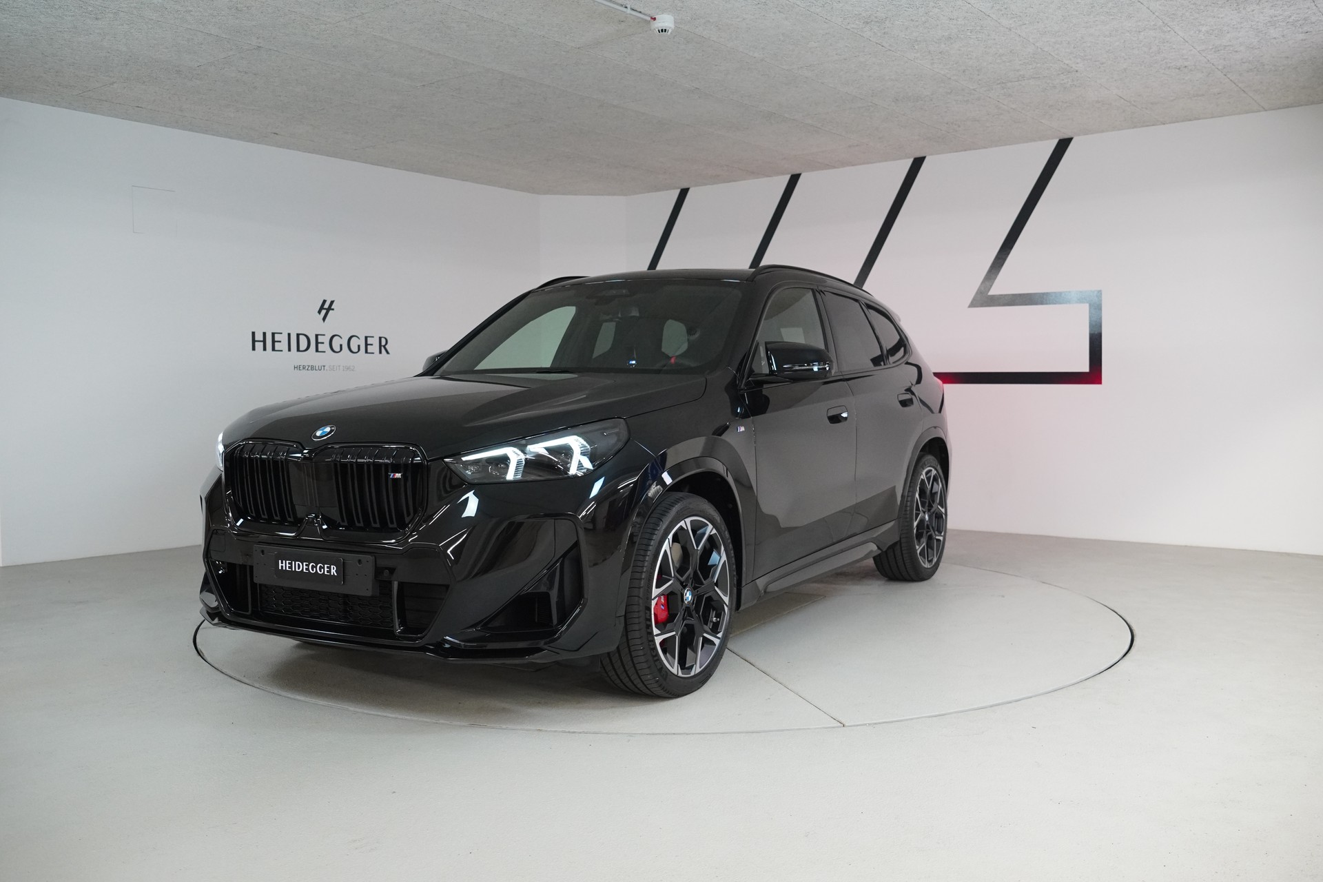 BMW X1 xDrive M35i-image-0