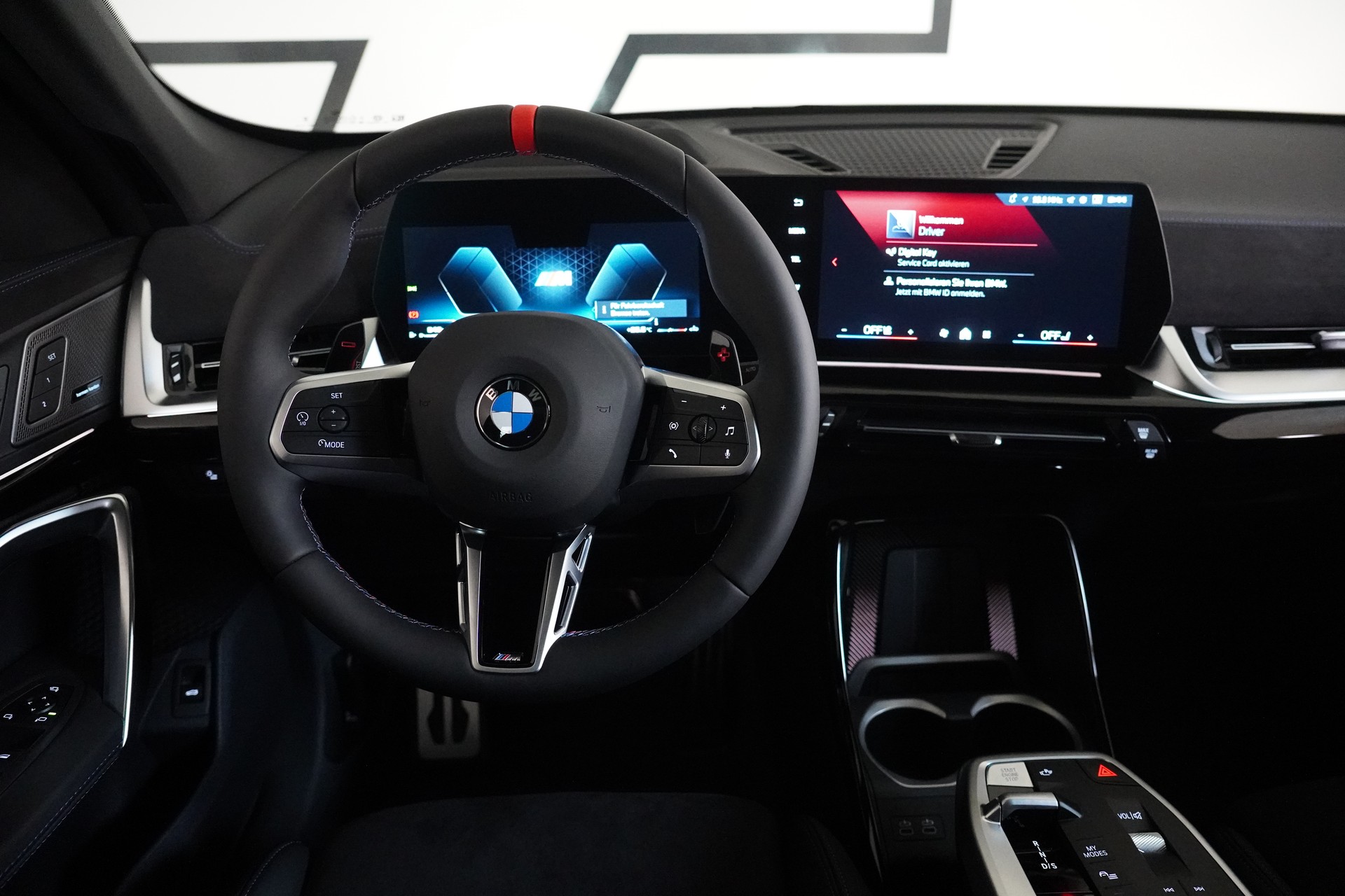 BMW X1 xDrive M35i-image-20