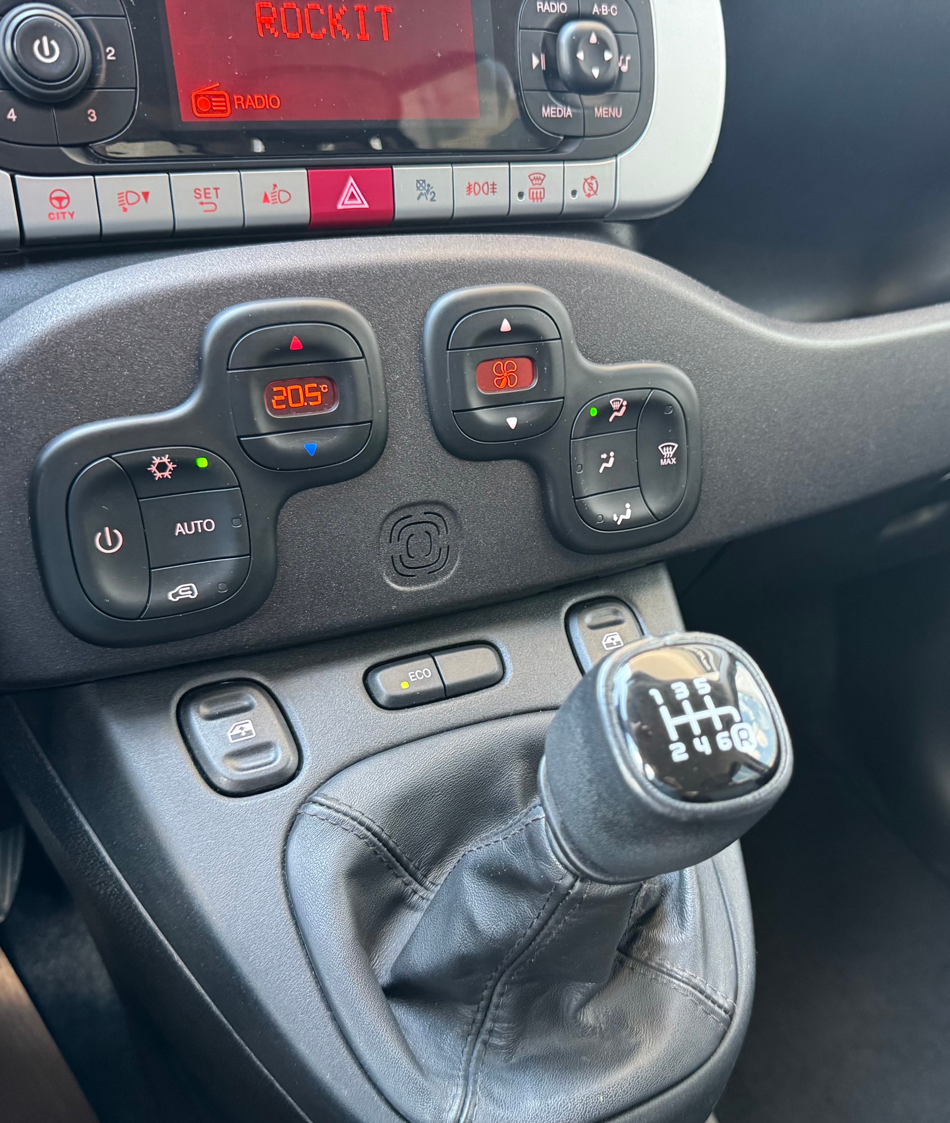 FIAT Panda 0.9 Twinair Turbo Cross 4x4-image-12