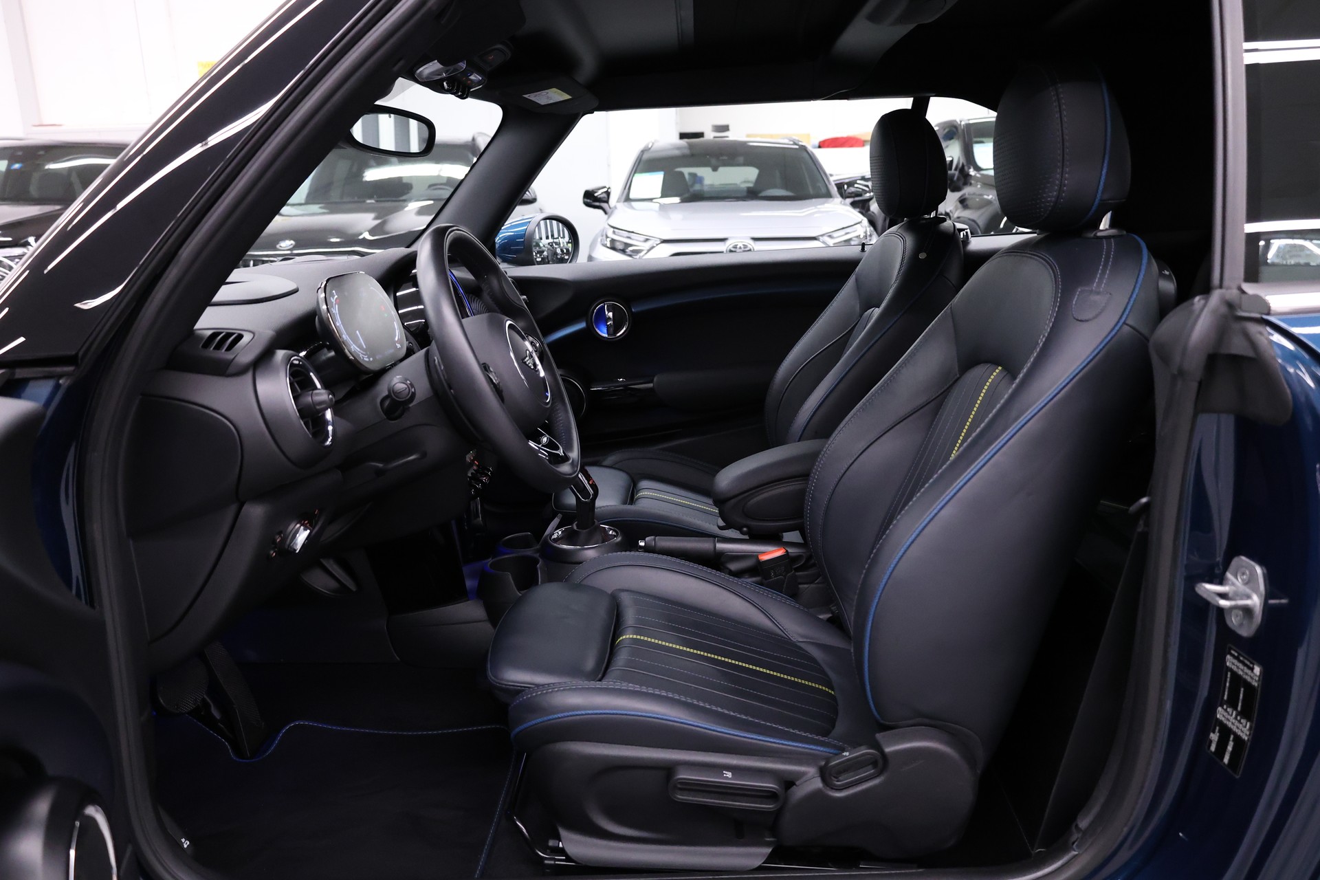 MINI Cabrio F57 2.0i Cooper S SDKG-image-19