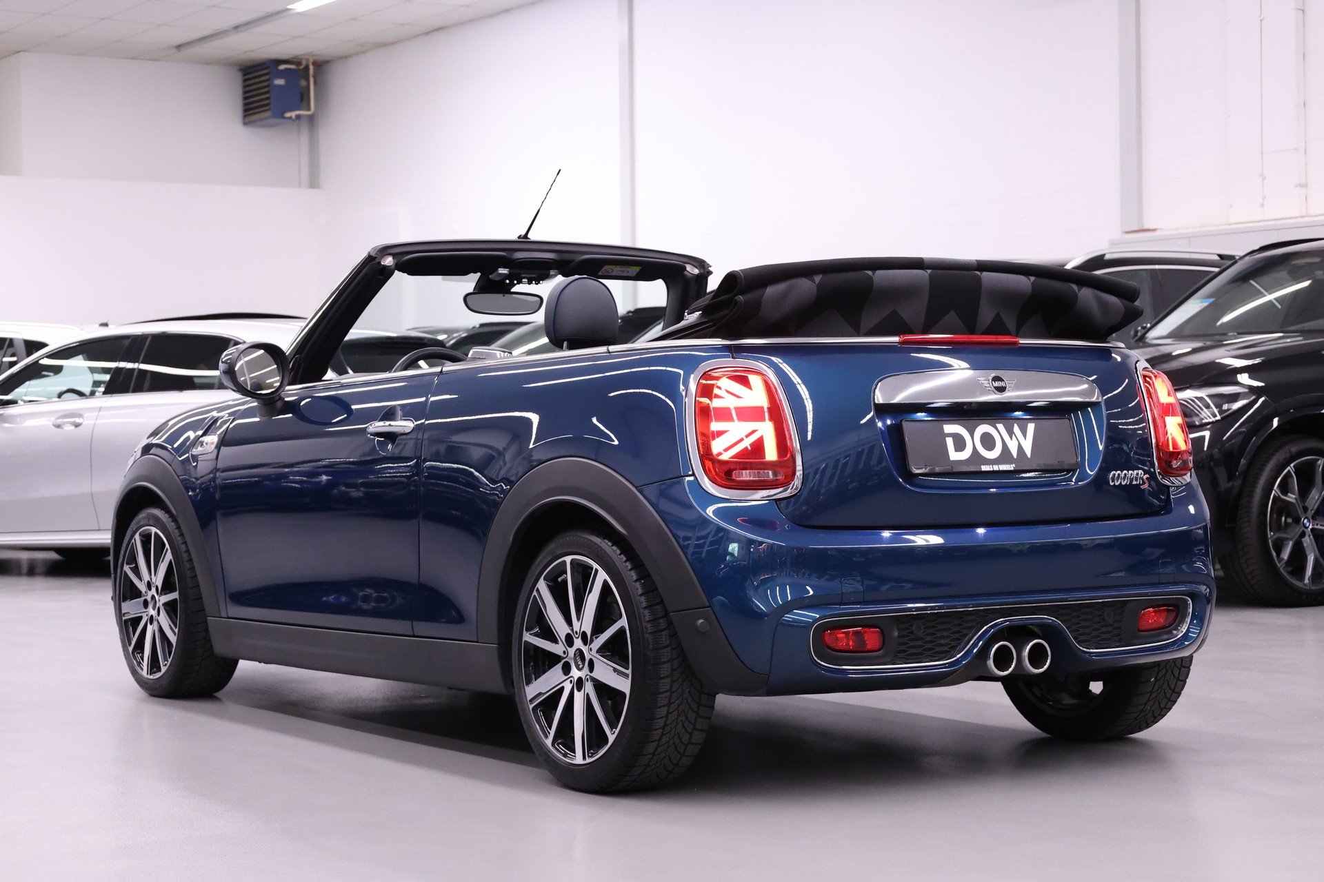 MINI Cabrio F57 2.0i Cooper S SDKG-image-13