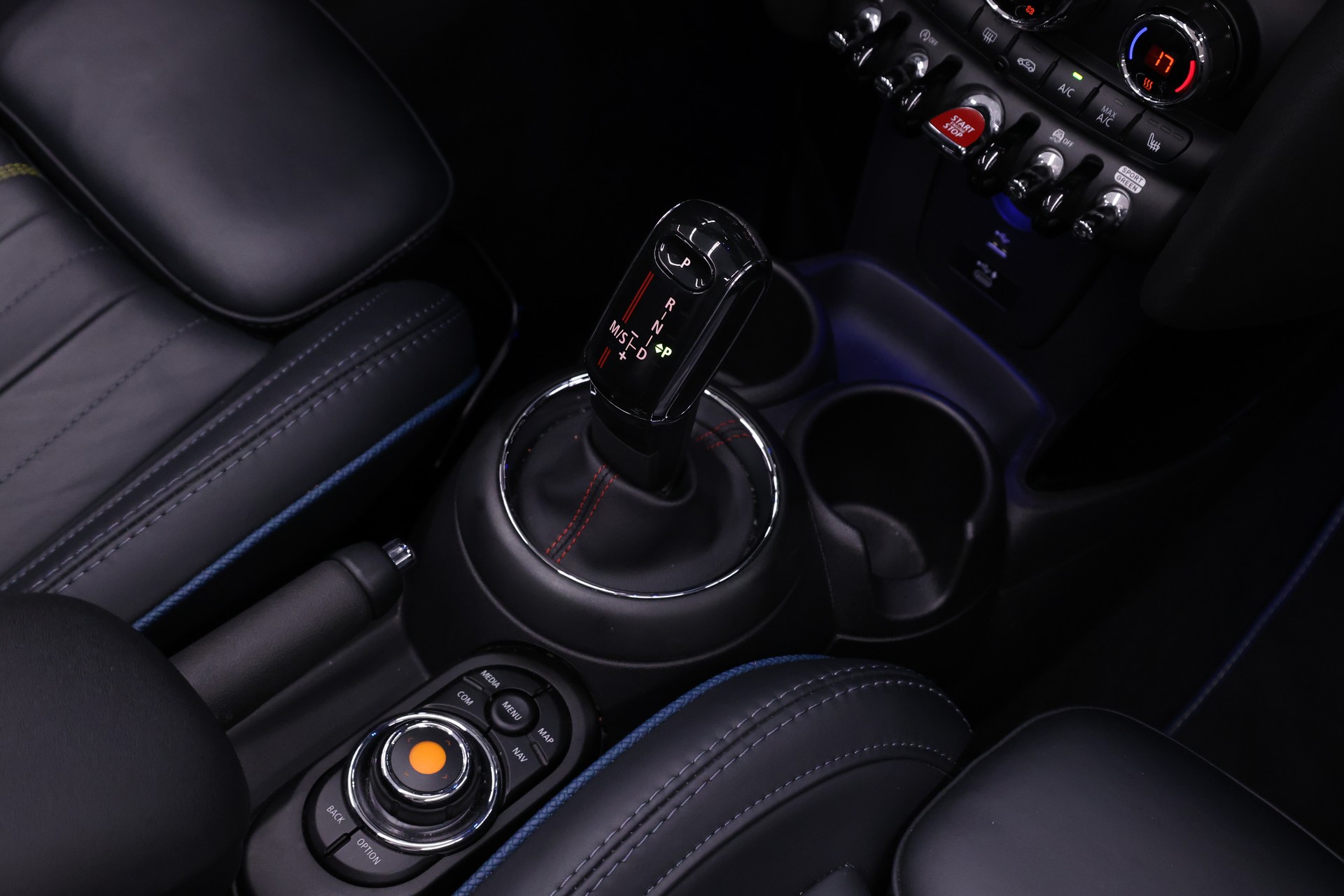 MINI Cabrio F57 2.0i Cooper S SDKG-image-26
