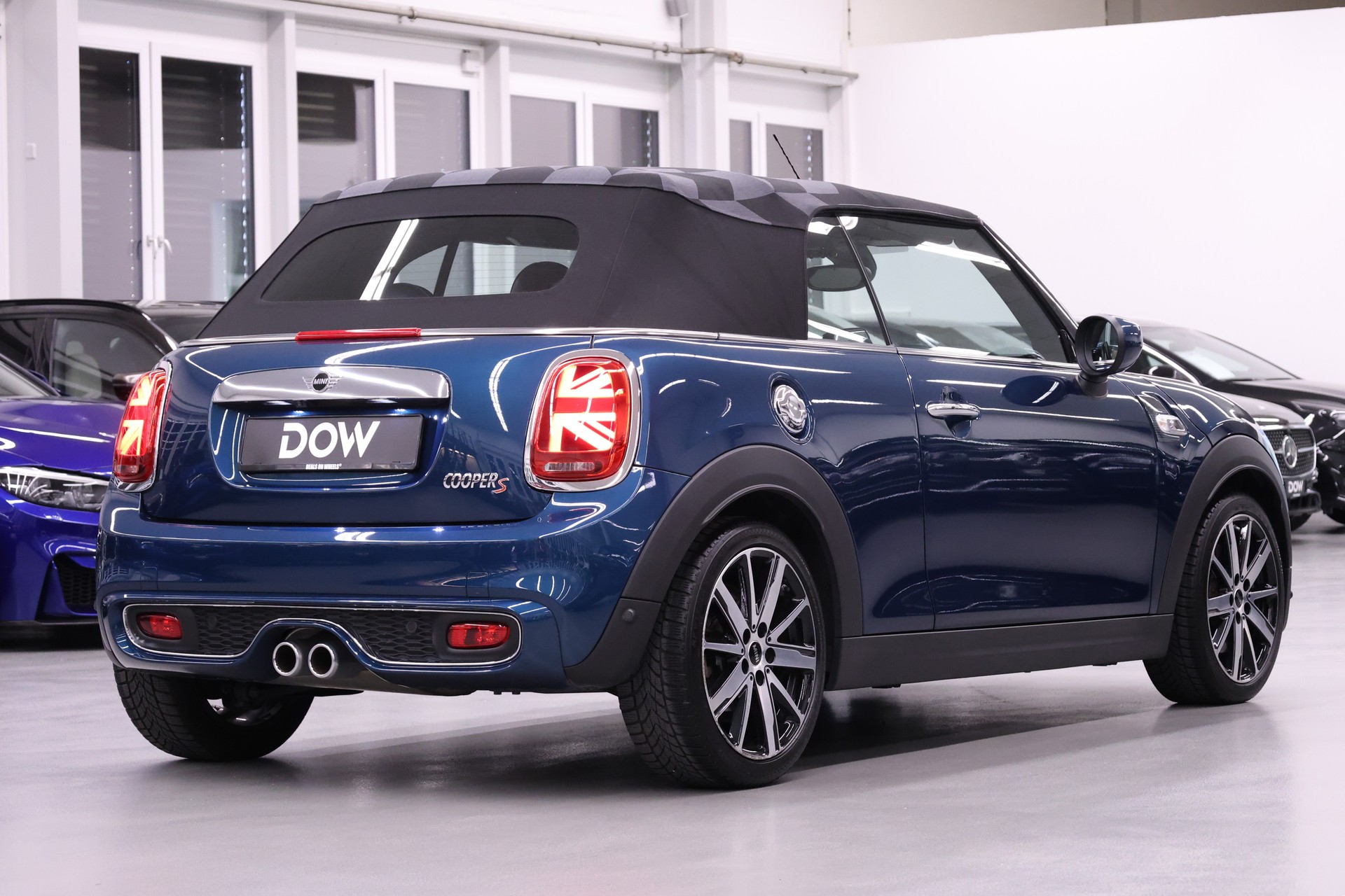 MINI Cabrio F57 2.0i Cooper S SDKG-image-6