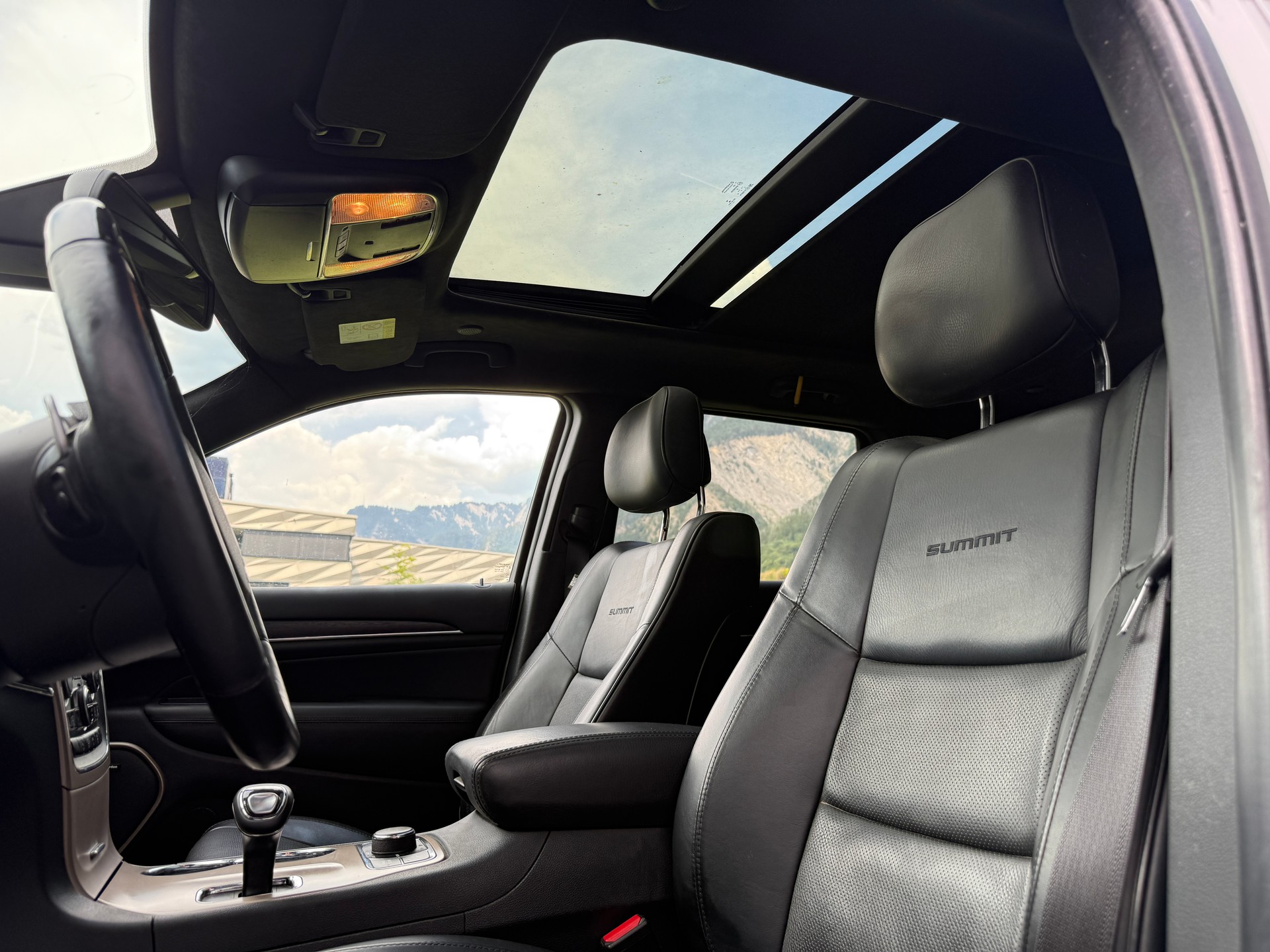 JEEP Grand Cherokee 3.0 CRD Summit Automatic-image-5