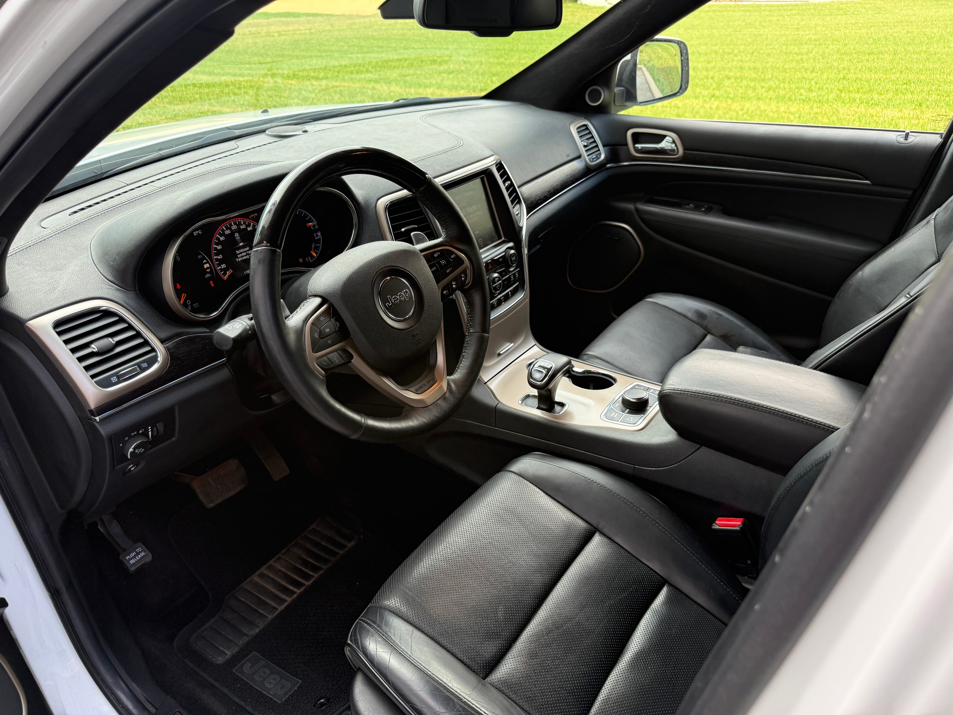 JEEP Grand Cherokee 3.0 CRD Summit Automatic-image-4