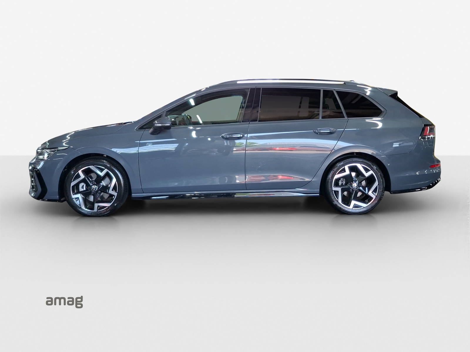 VW Golf Variant 2.0 TSI R-Line DSG 4 Motion-image-1