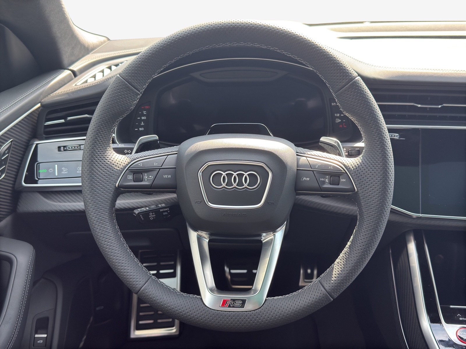 AUDI RSQ8 performance quattro-image-9