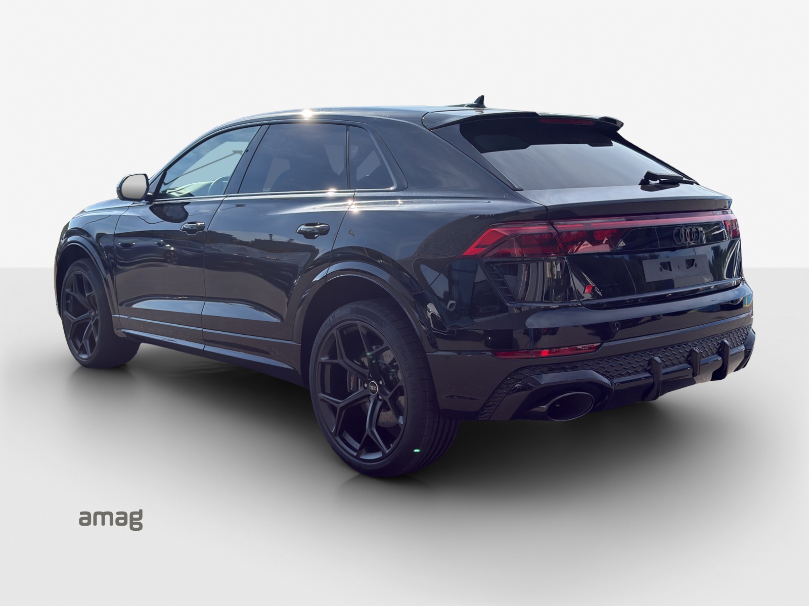 AUDI RSQ8 performance quattro-image-2