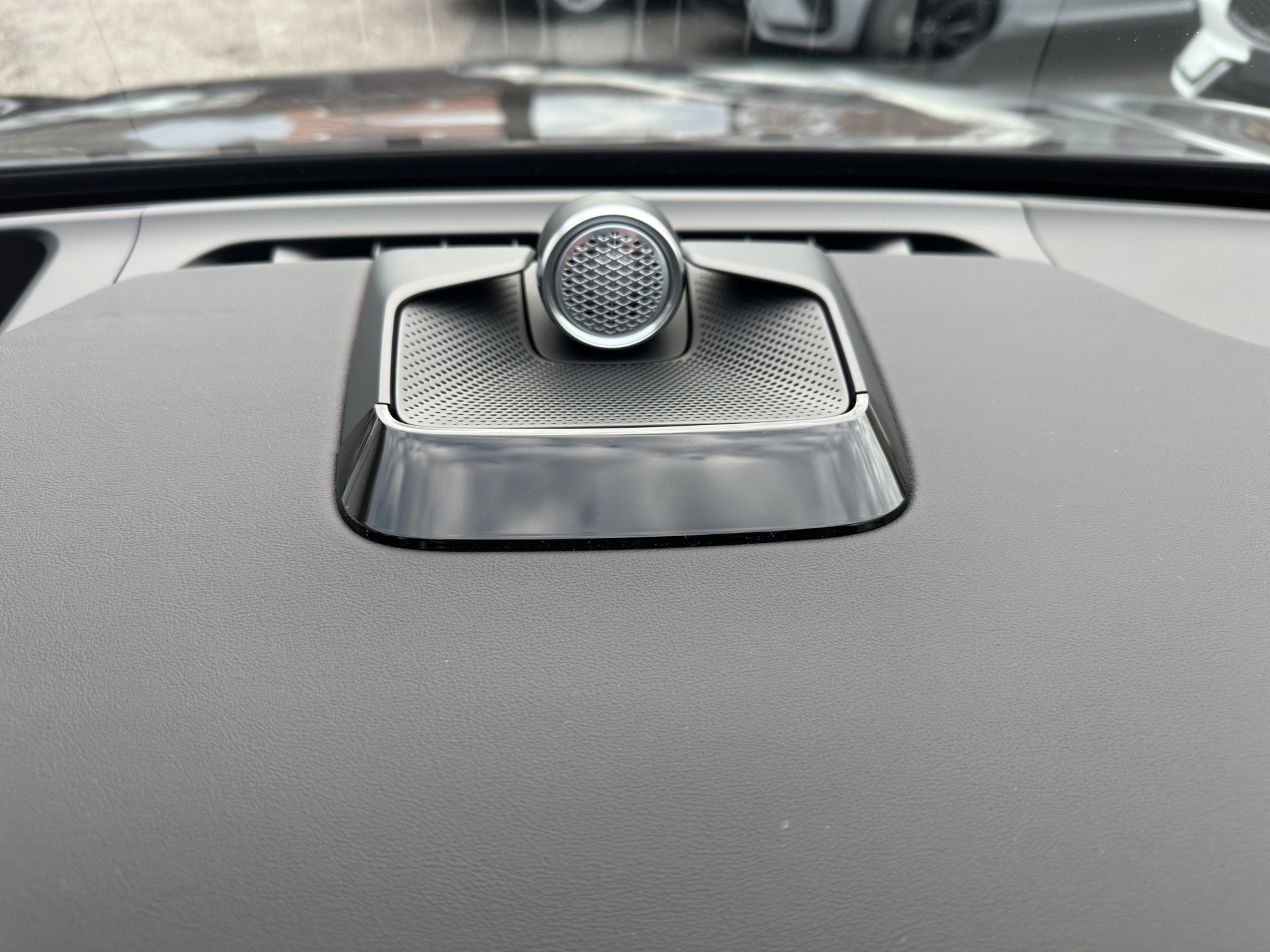 VOLVO EX90 Twin Ultra AWD-image-11
