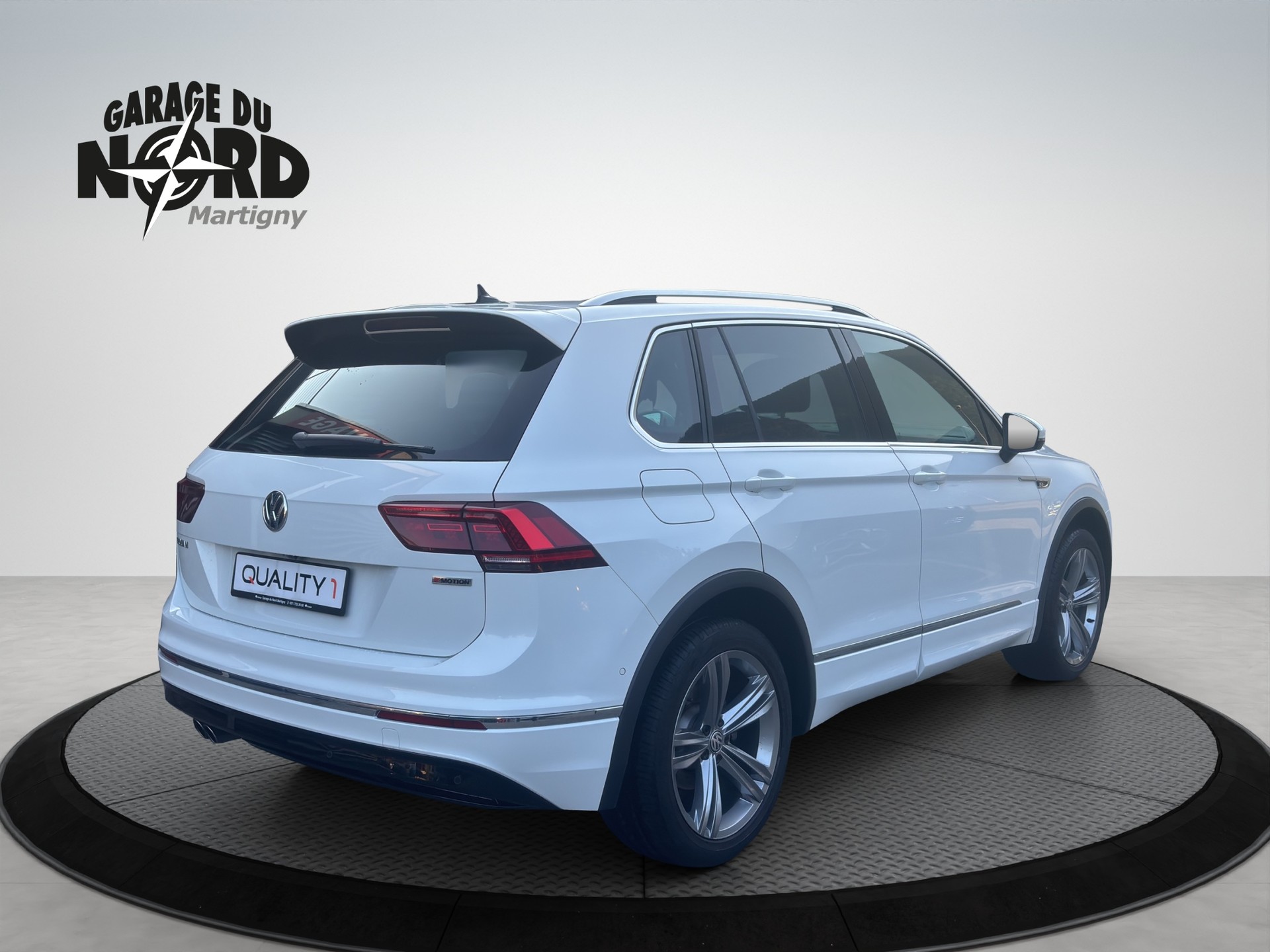 VW Tiguan 2.0TSI Highline 4Motion DSG-image-5