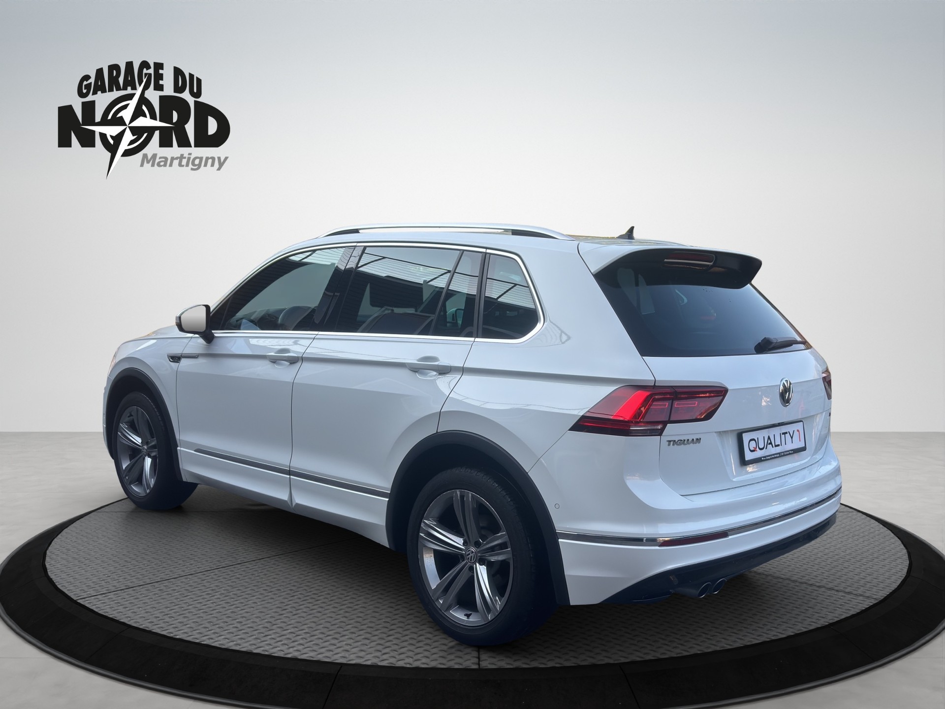 VW Tiguan 2.0TSI Highline 4Motion DSG-image-3