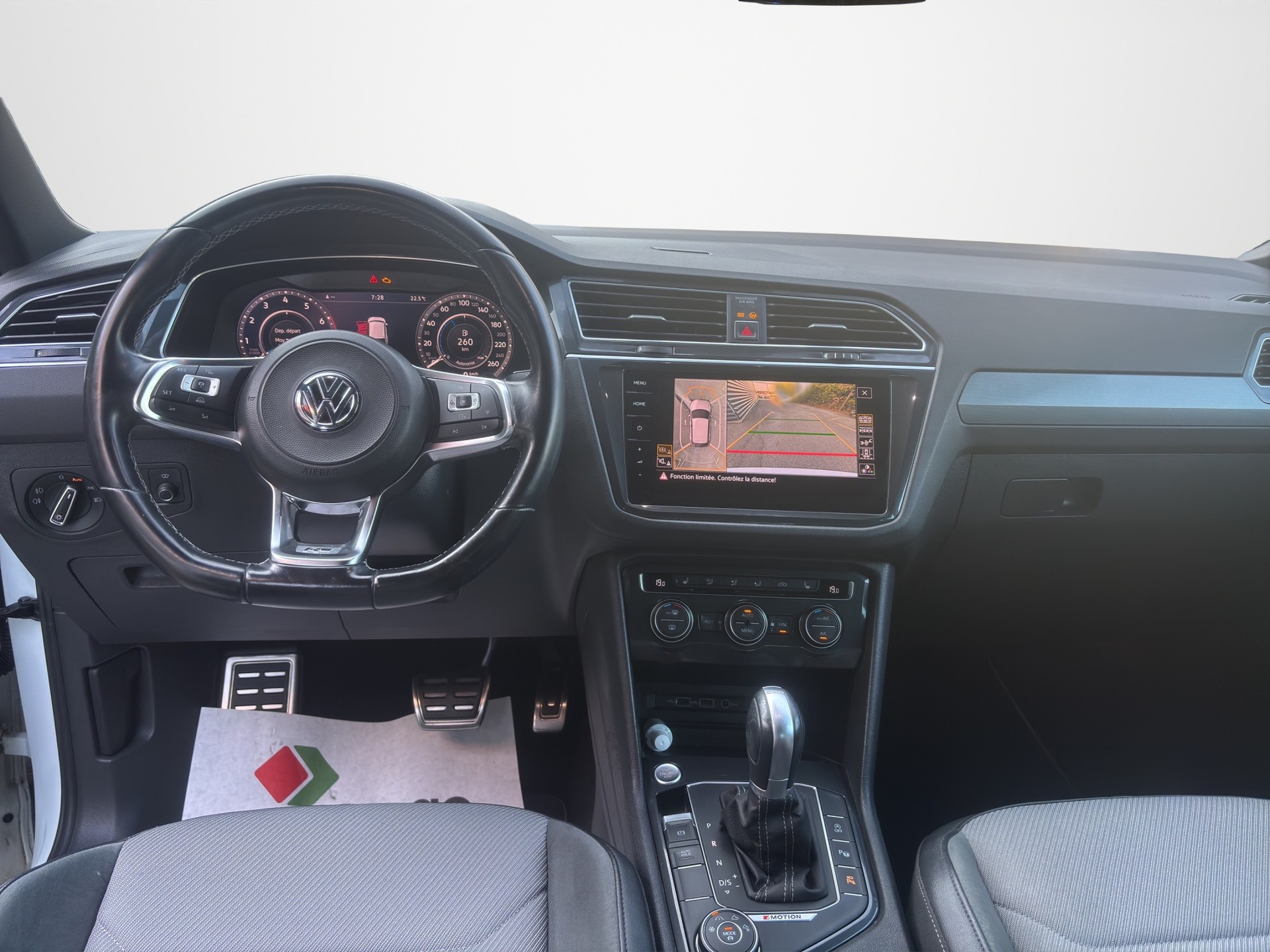 VW Tiguan 2.0TSI Highline 4Motion DSG-image-11