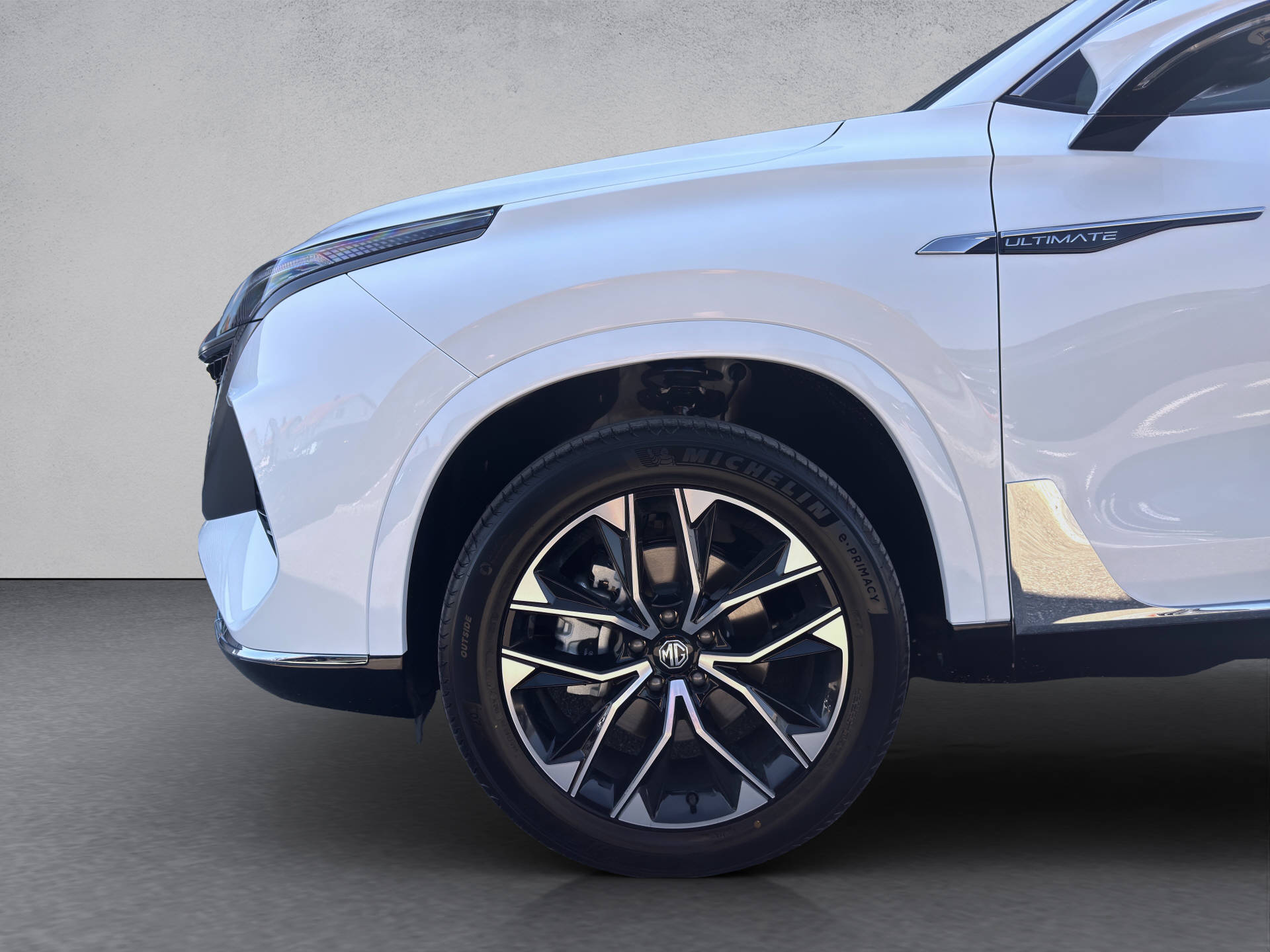 MG S9 1.5 PHEV Premium-image-3