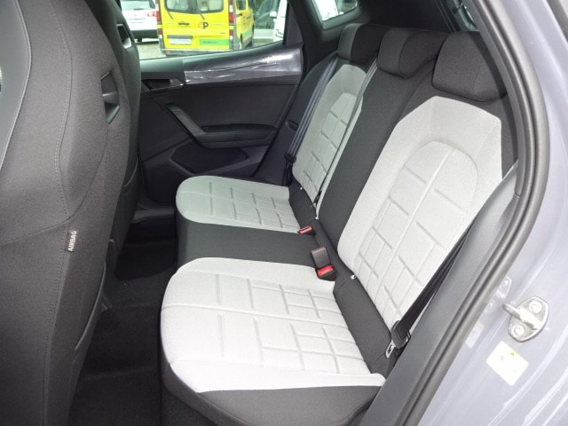 SEAT Arona 1.5 Eco TSI FR DSG-image-11