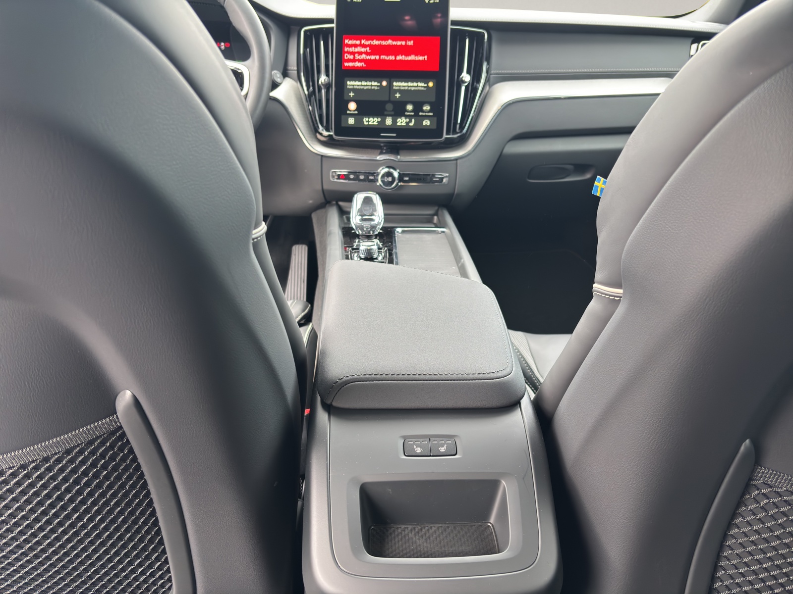 VOLVO XC60 2.0 T8 TE Black Edition eAWD-image-12