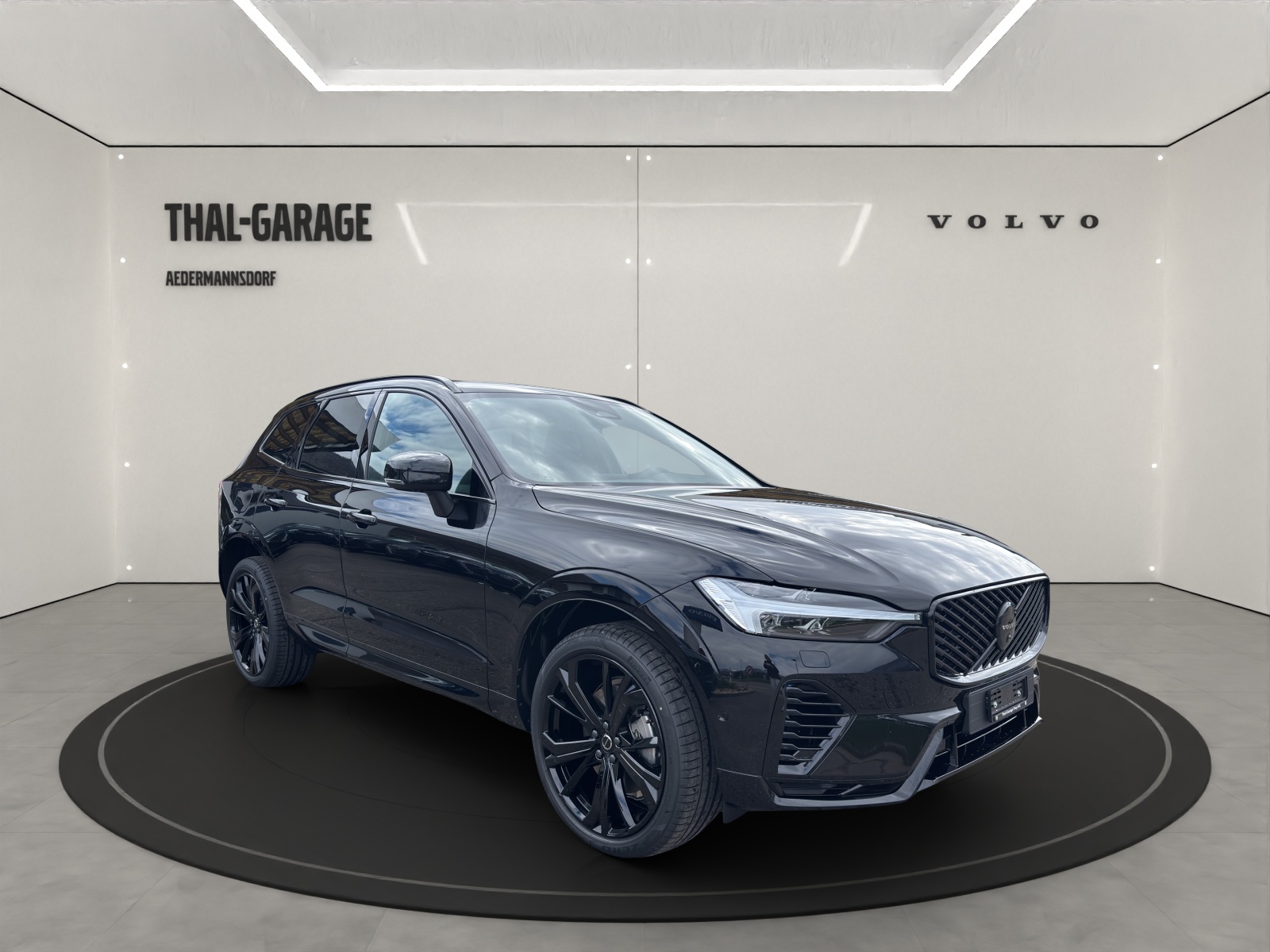 VOLVO XC60 2.0 T8 TE Black Edition eAWD-image-2