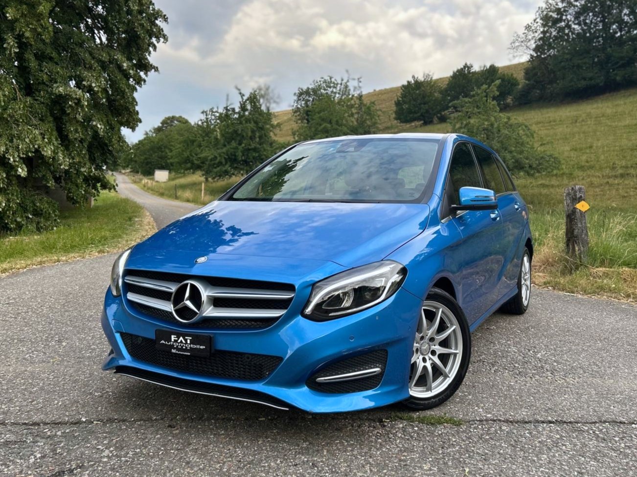 MERCEDES-BENZ B 220 CDI Swiss Star Edition Urban 4Matic 7G-DCT
