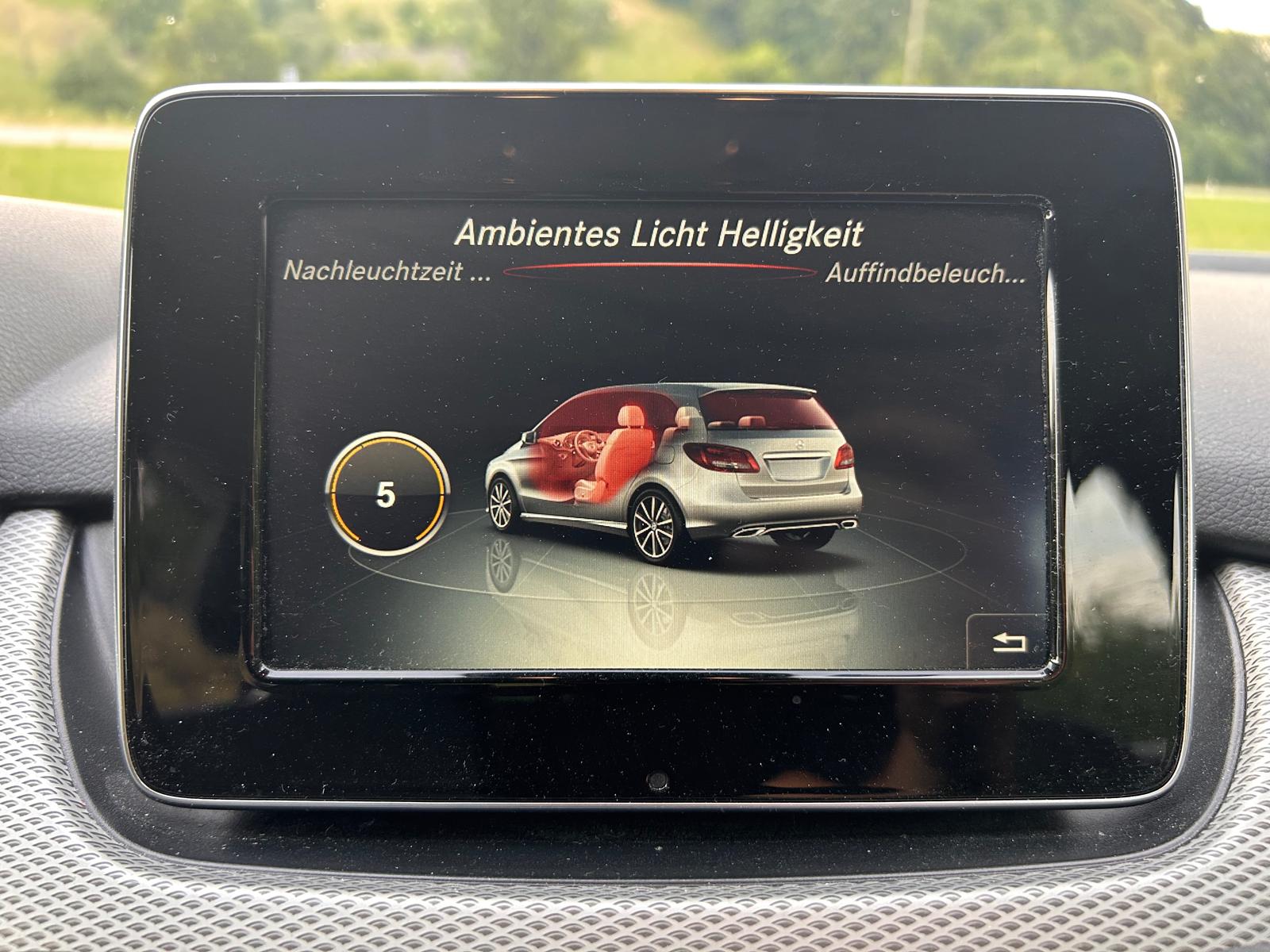 MERCEDES-BENZ B 220 CDI Swiss Star Edition Urban 4Matic 7G-DCT-image-29