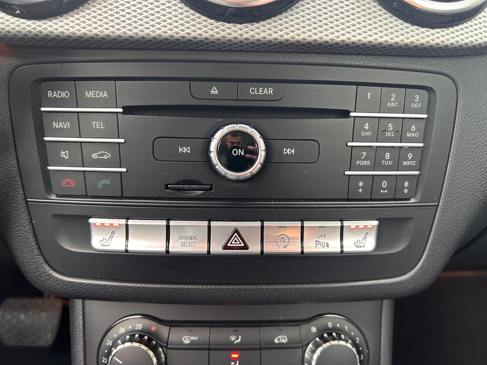 MERCEDES-BENZ B 220 CDI Swiss Star Edition Urban 4Matic 7G-DCT-image-25