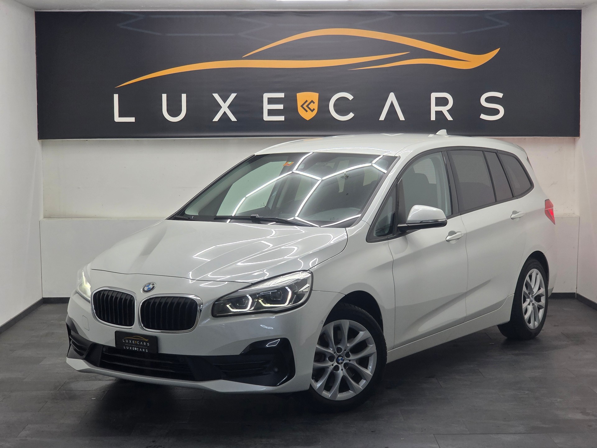 BMW 218d xDrive Gran Tourer Swiss Adv. Sport Stept.*FRISCH MFK*TOP AUSSTATTUNG*ACC*KEYLESS*LED*-image-0
