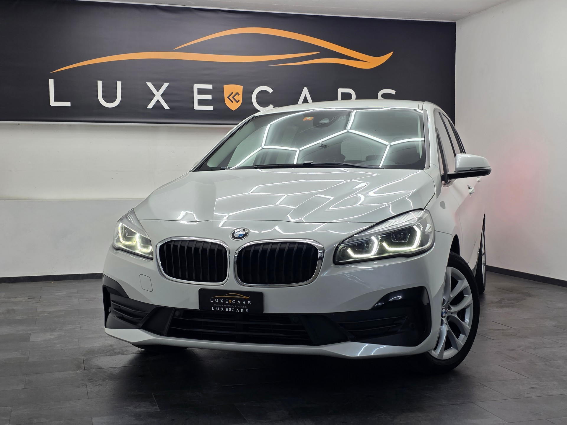 BMW 218d xDrive Gran Tourer Swiss Adv. Sport Stept.*FRISCH MFK*TOP AUSSTATTUNG*ACC*KEYLESS*LED*-image-2