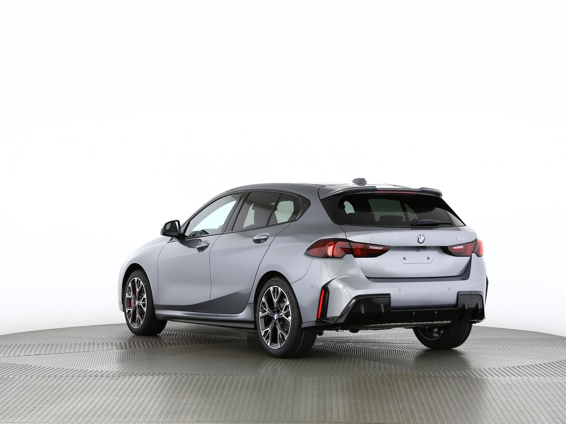 BMW 123 xDrive-image-15