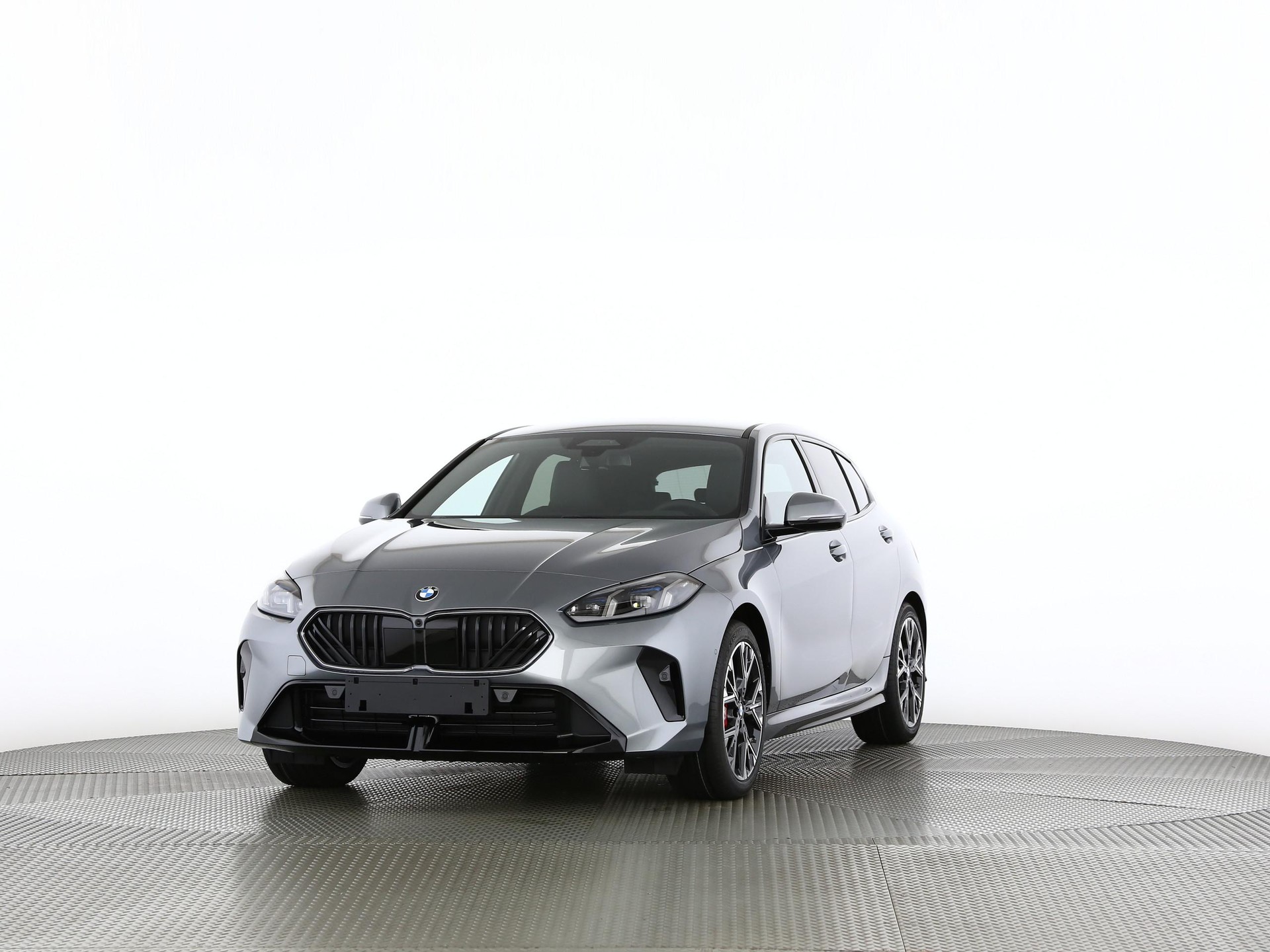 BMW 123 xDrive-image-6