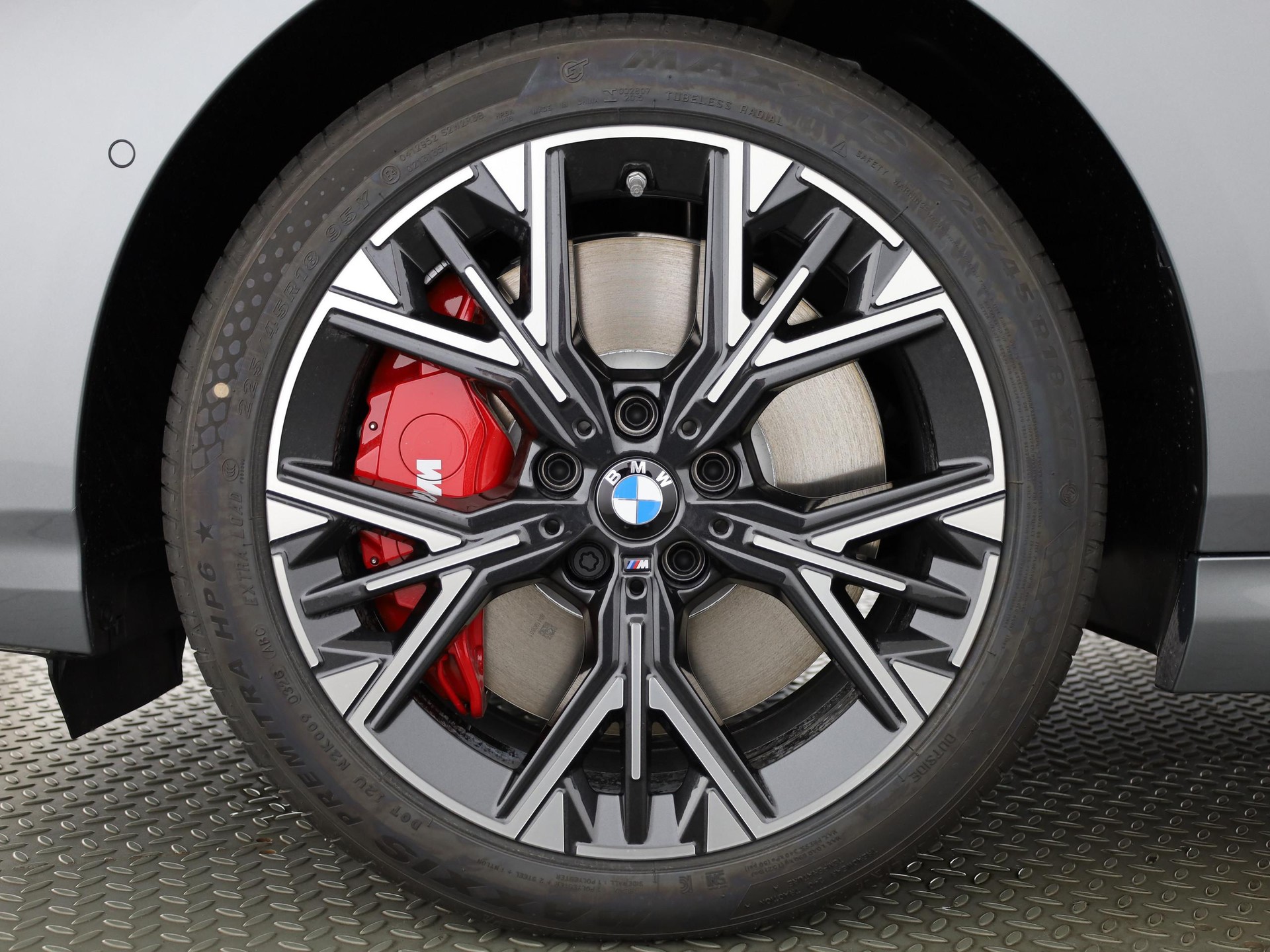 BMW 123 xDrive-image-3