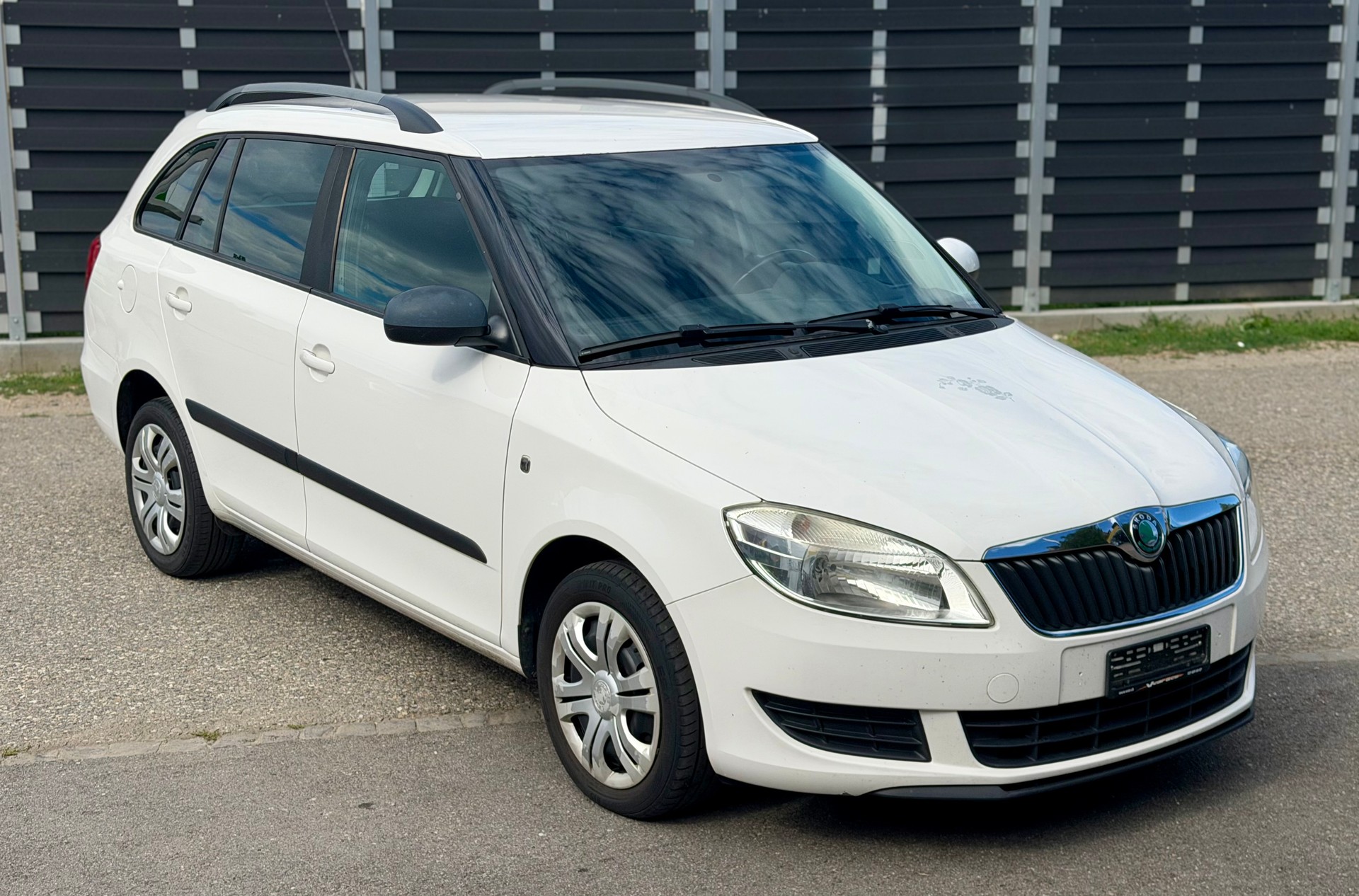 SKODA Fabia 1.6 TDI Ambiente-image-0