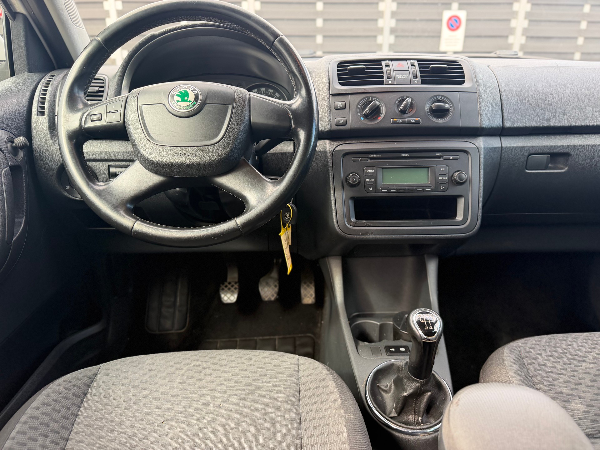 SKODA Fabia 1.6 TDI Ambiente-image-6