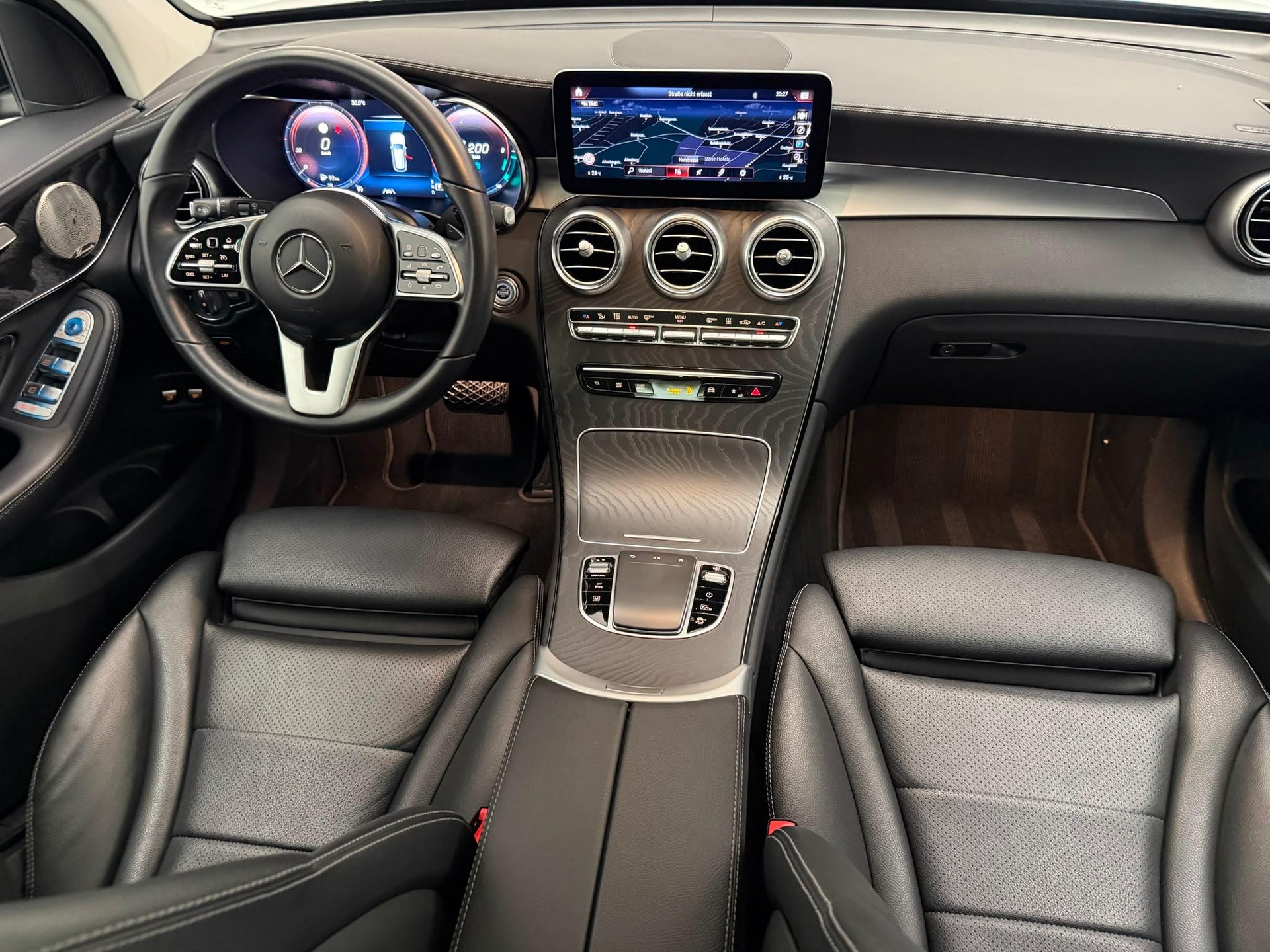 MERCEDES-BENZ GLC 300 e 4m-image-14