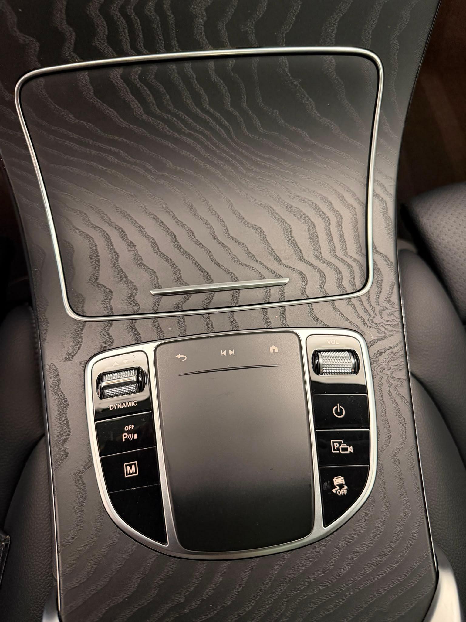 MERCEDES-BENZ GLC 300 e 4m-image-18