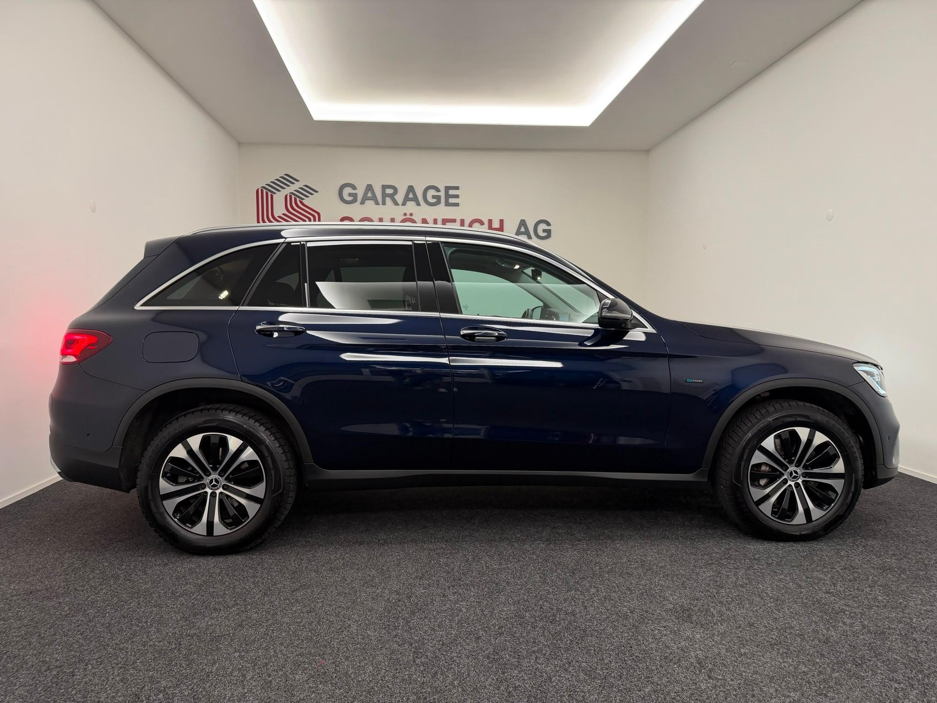 MERCEDES-BENZ GLC 300 e 4m-image-3