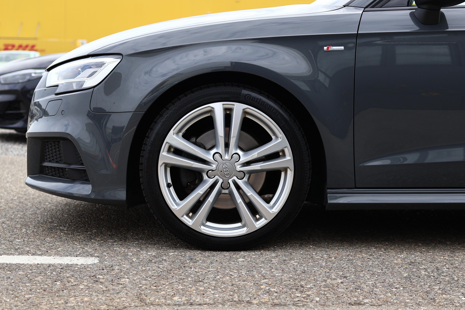 AUDI A3 Sportback 2.0 TDI 184 Sport quattro S-Tronic * S-Line * B&O Soundsystem * MMI Navi Plus *-image-10