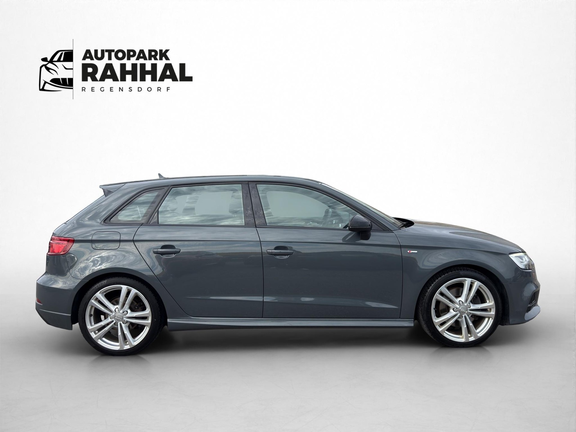 AUDI A3 Sportback 2.0 TDI 184 Sport quattro S-Tronic * S-Line * B&O Soundsystem * MMI Navi Plus *-image-4