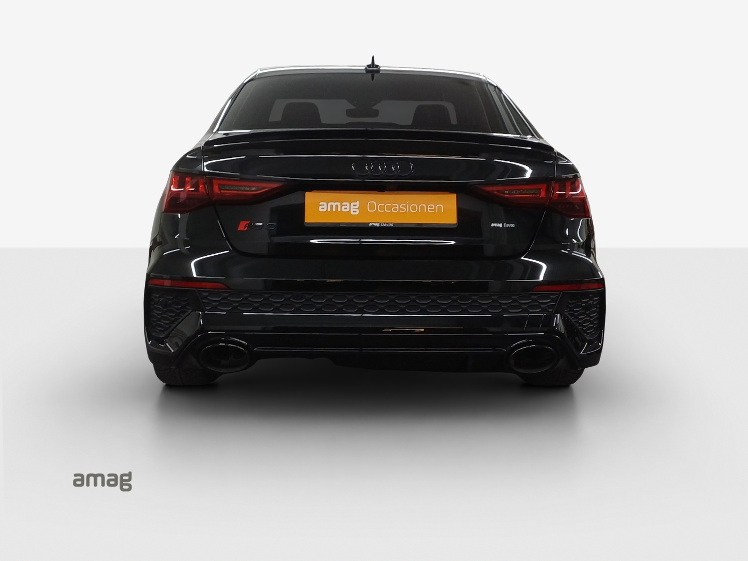 AUDI RS3 Limousine 2.5 TSI quattro S-tronic-showroom-element-3