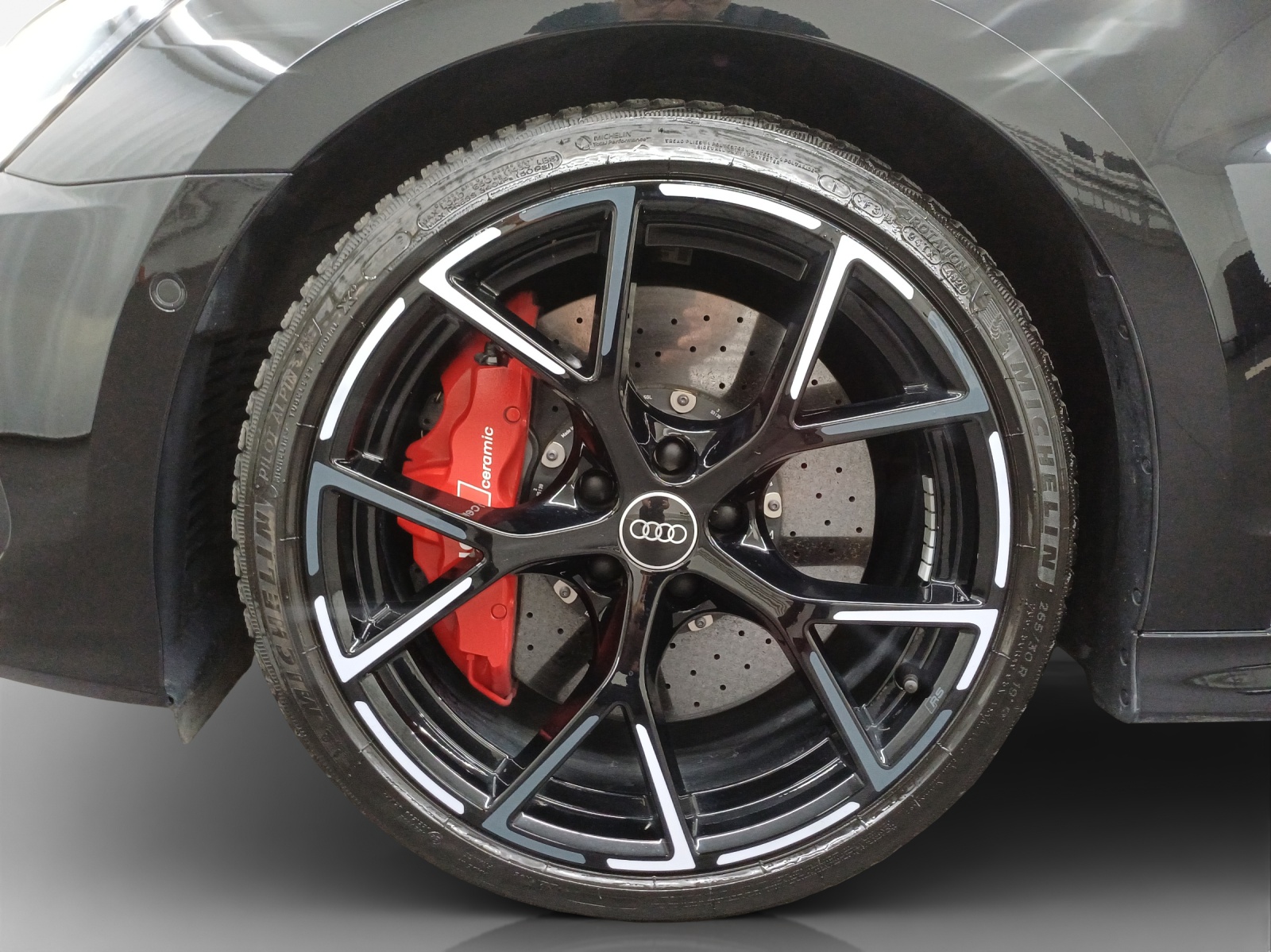 AUDI RS3 Limousine 2.5 TSI quattro S-tronic-image-14