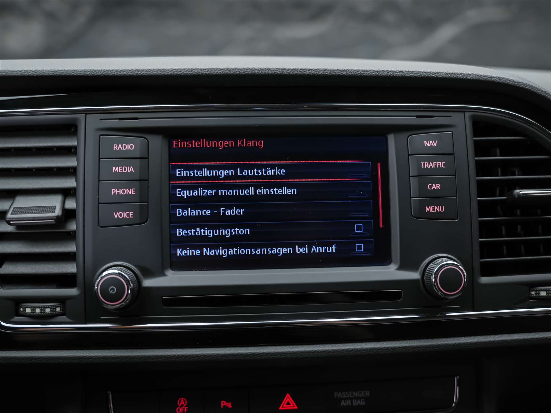 SEAT Leon 1.6 TDI Style *CH Auto*Sitzheizung*LED Scheinwerfer*-image-30