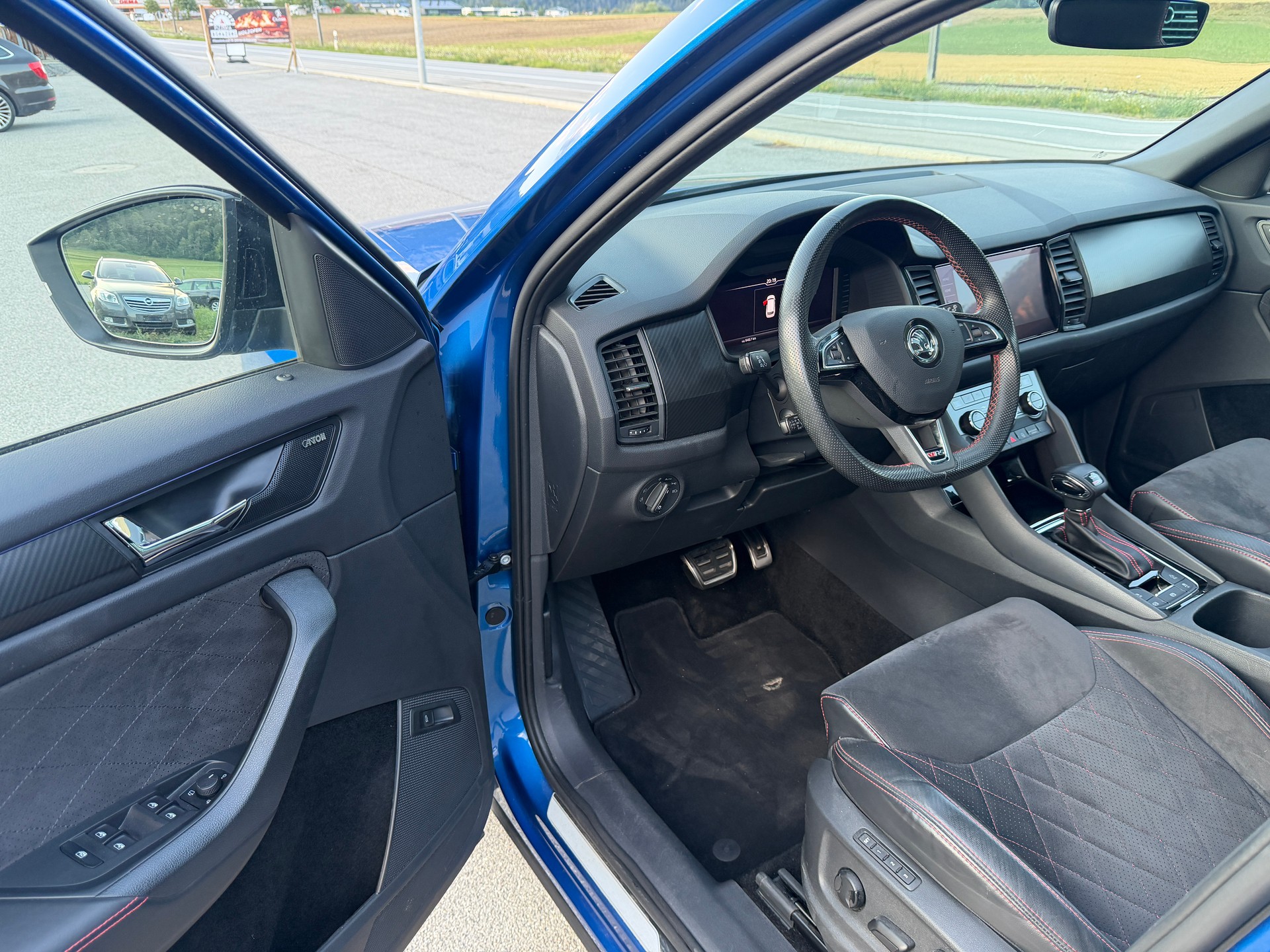 SKODA Kodiaq 2.0 Bi-TDI SCR RS 4x4 DSG-image-6