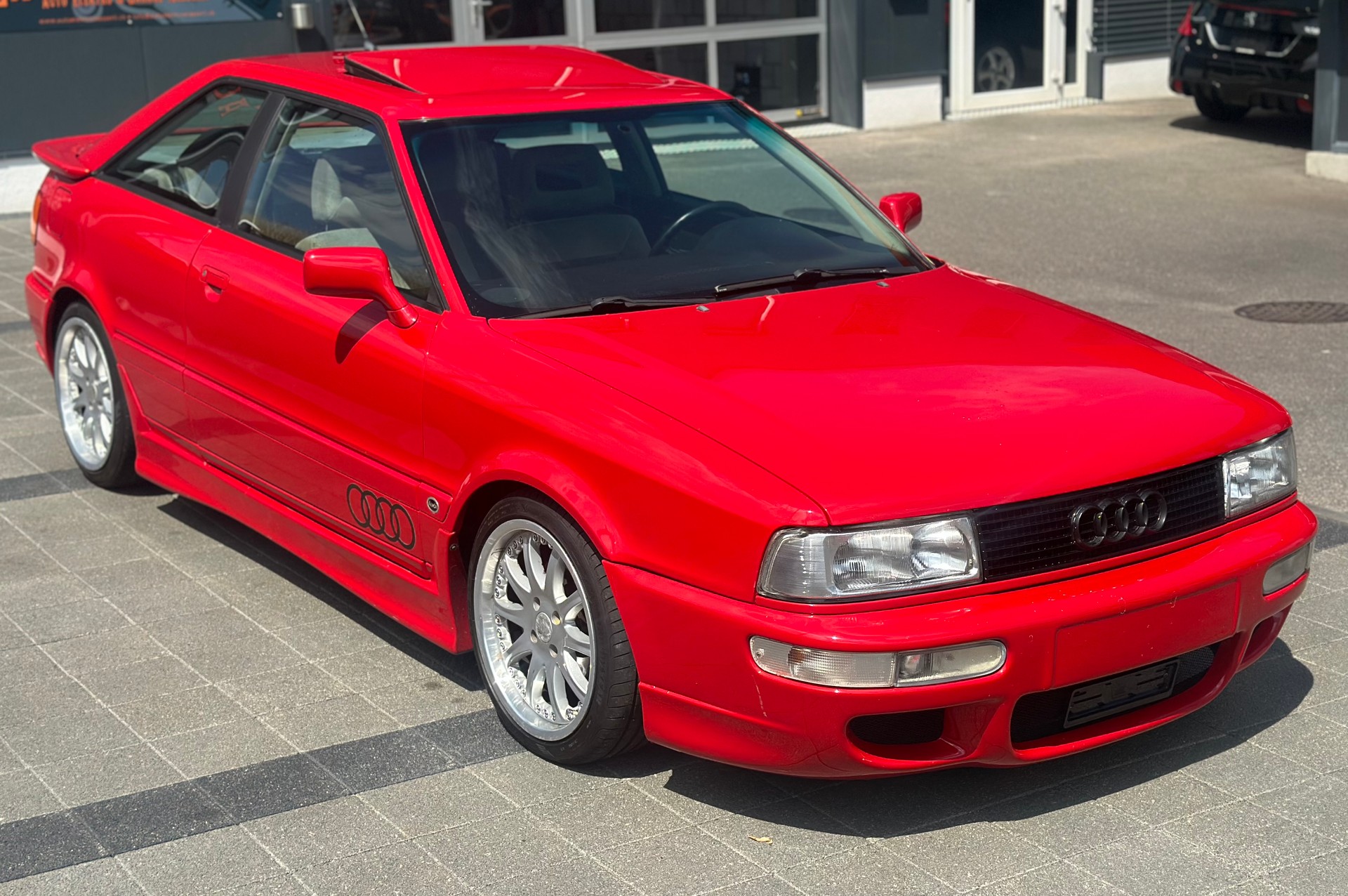 AUDI Coupé 2.3 E-image-1