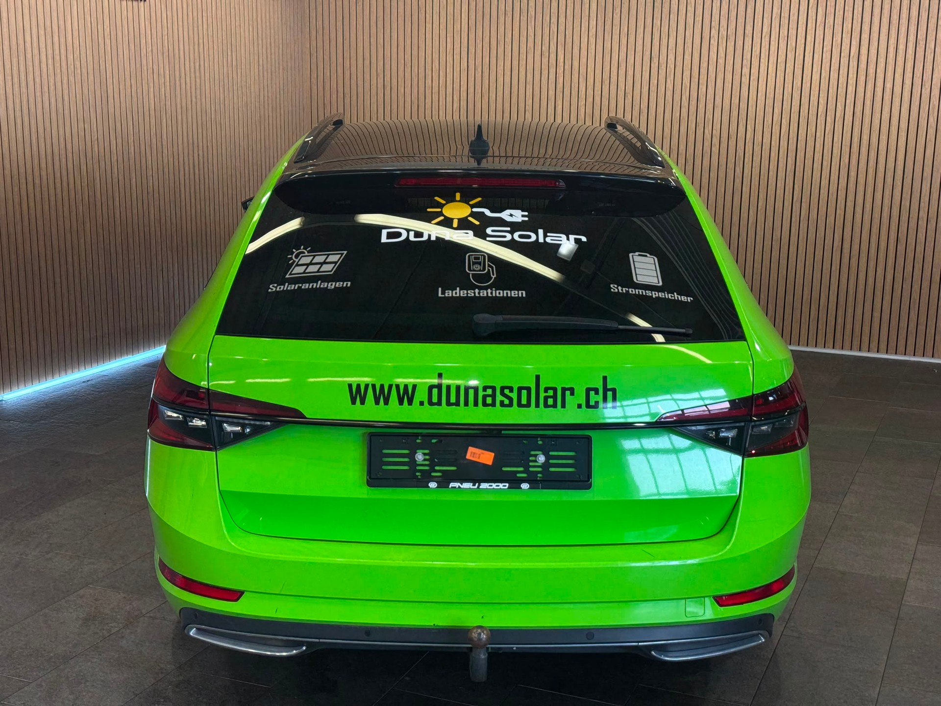 SKODA Superb Combi 2.0 TDi SportLine 4x4 DSG-image-2