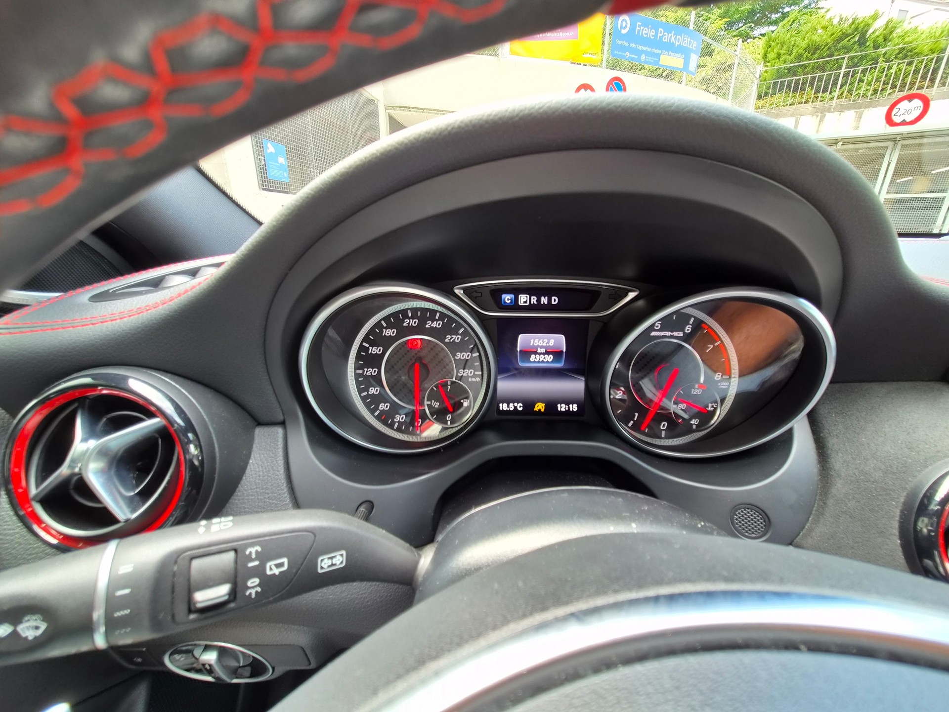 MERCEDES-BENZ GLA 45 AMG 4m-image-9