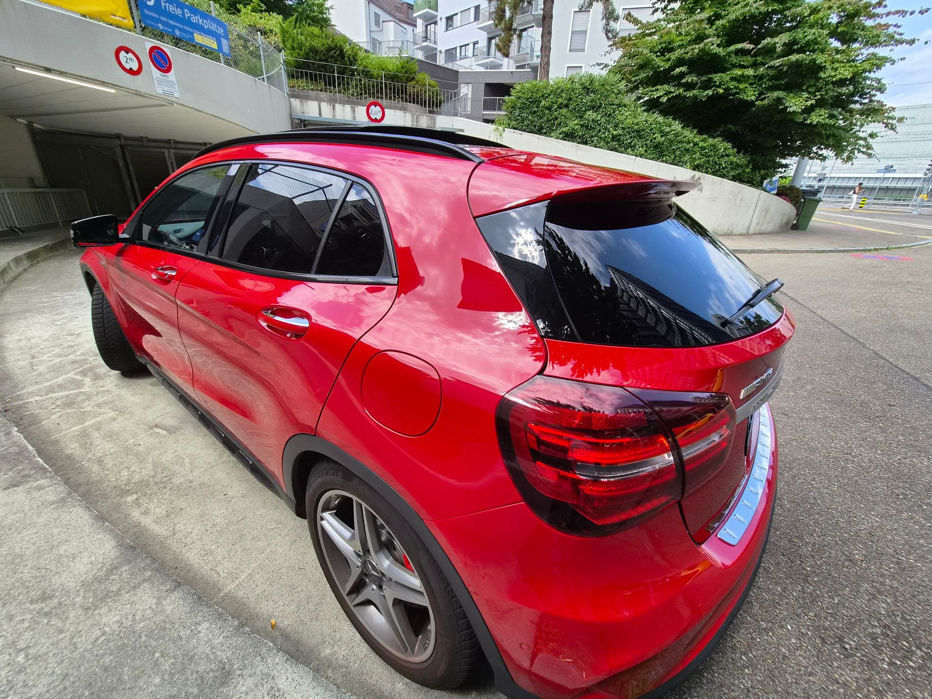 MERCEDES-BENZ GLA 45 AMG 4m-image-6
