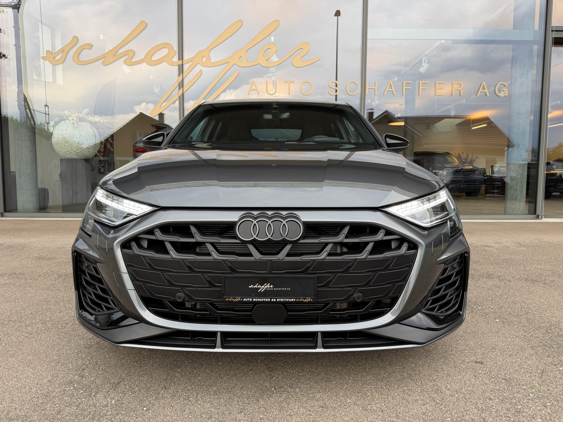 AUDI S3 Sportback TFSI quattro S-tronic-image-3