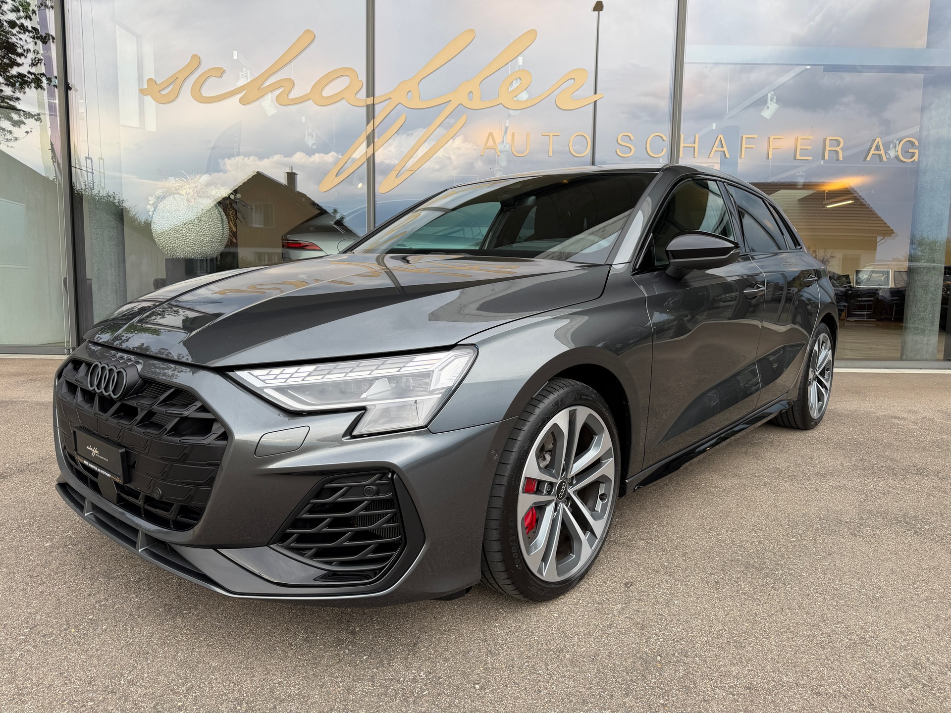AUDI S3 Sportback TFSI quattro S-tronic-image-1
