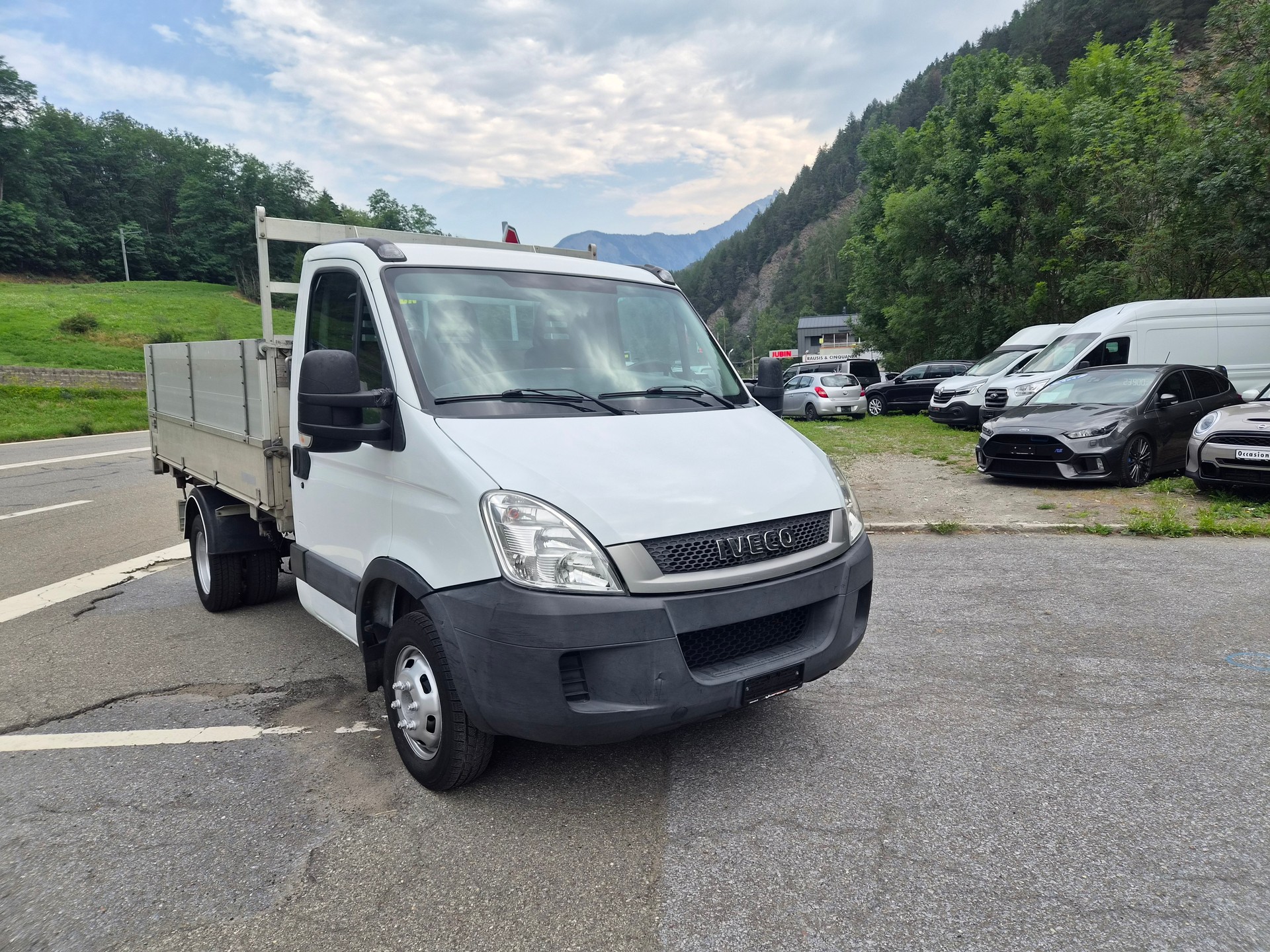 IVECO 35c15-image-2